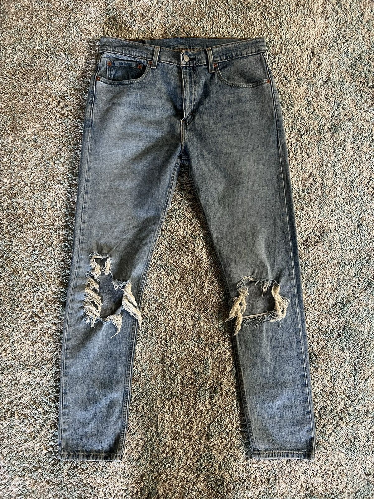Levis 512