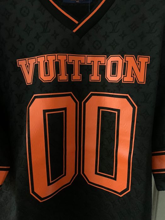 Louis Vuitton Monogram Sporty V-Neck T-Shirt Black