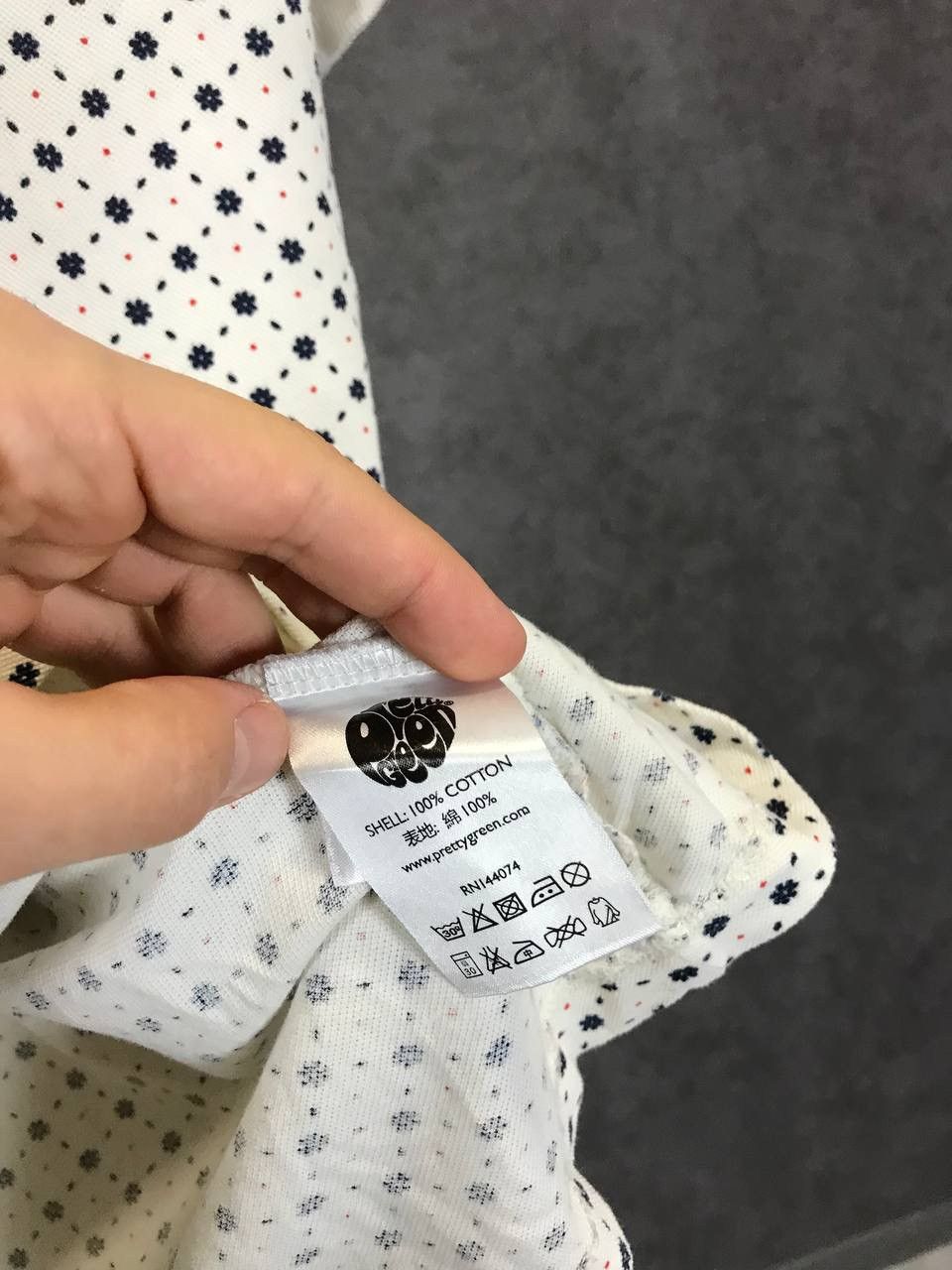 Pretty Green Pretty Green crazy overprinted polo tee Size US L / EU 52-54 / 3 - 6 Thumbnail