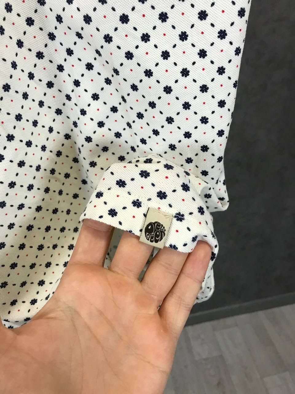 Pretty Green Pretty Green crazy overprinted polo tee Size US L / EU 52-54 / 3 - 4 Thumbnail