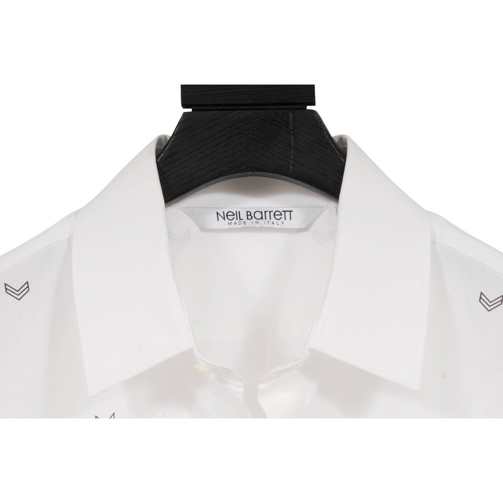 Neil Barrett White Military Arrows Short Sleeve Button Down Shirt 16.5 Size US L / EU 52-54 / 3 - 5 Thumbnail