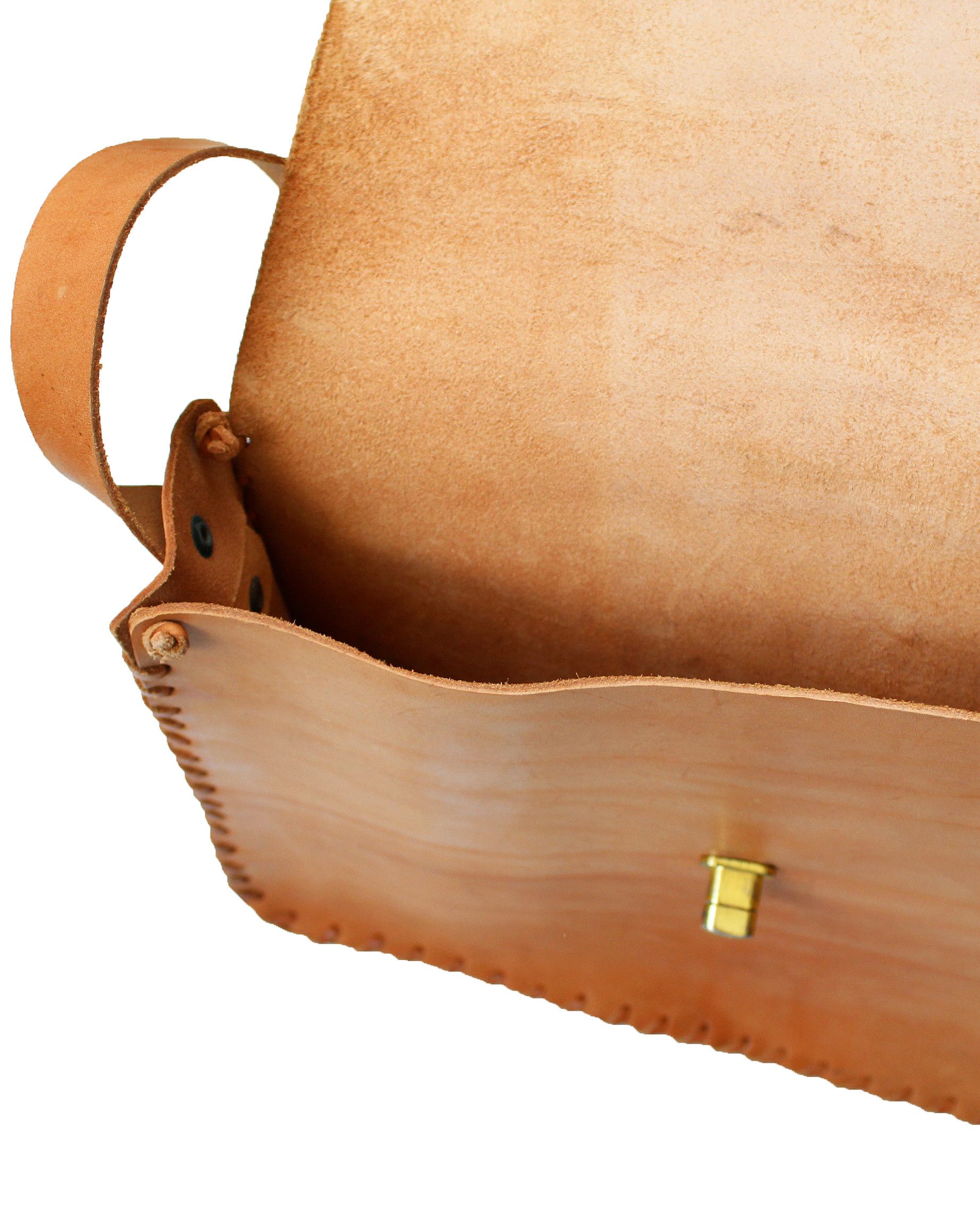 Handmade 80s vintage tan leather shoulder bag handmade crossbody Size ONE SIZE - 8 Thumbnail