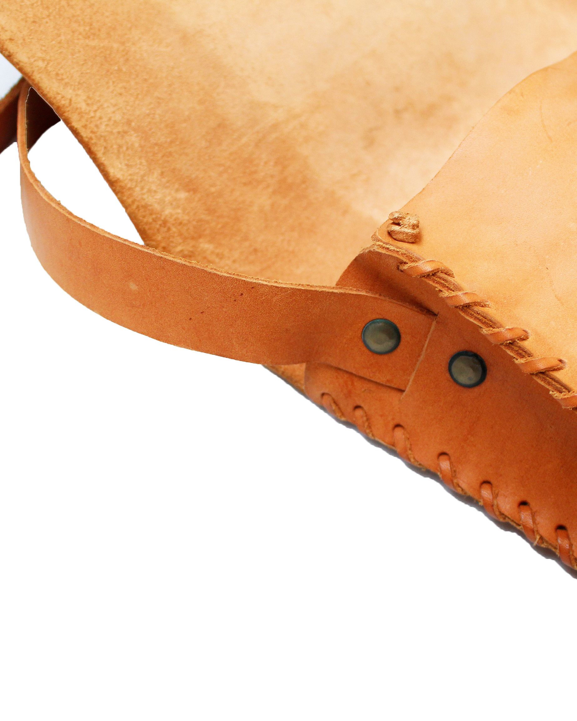 Handmade 80s vintage tan leather shoulder bag handmade crossbody Size ONE SIZE - 7 Thumbnail