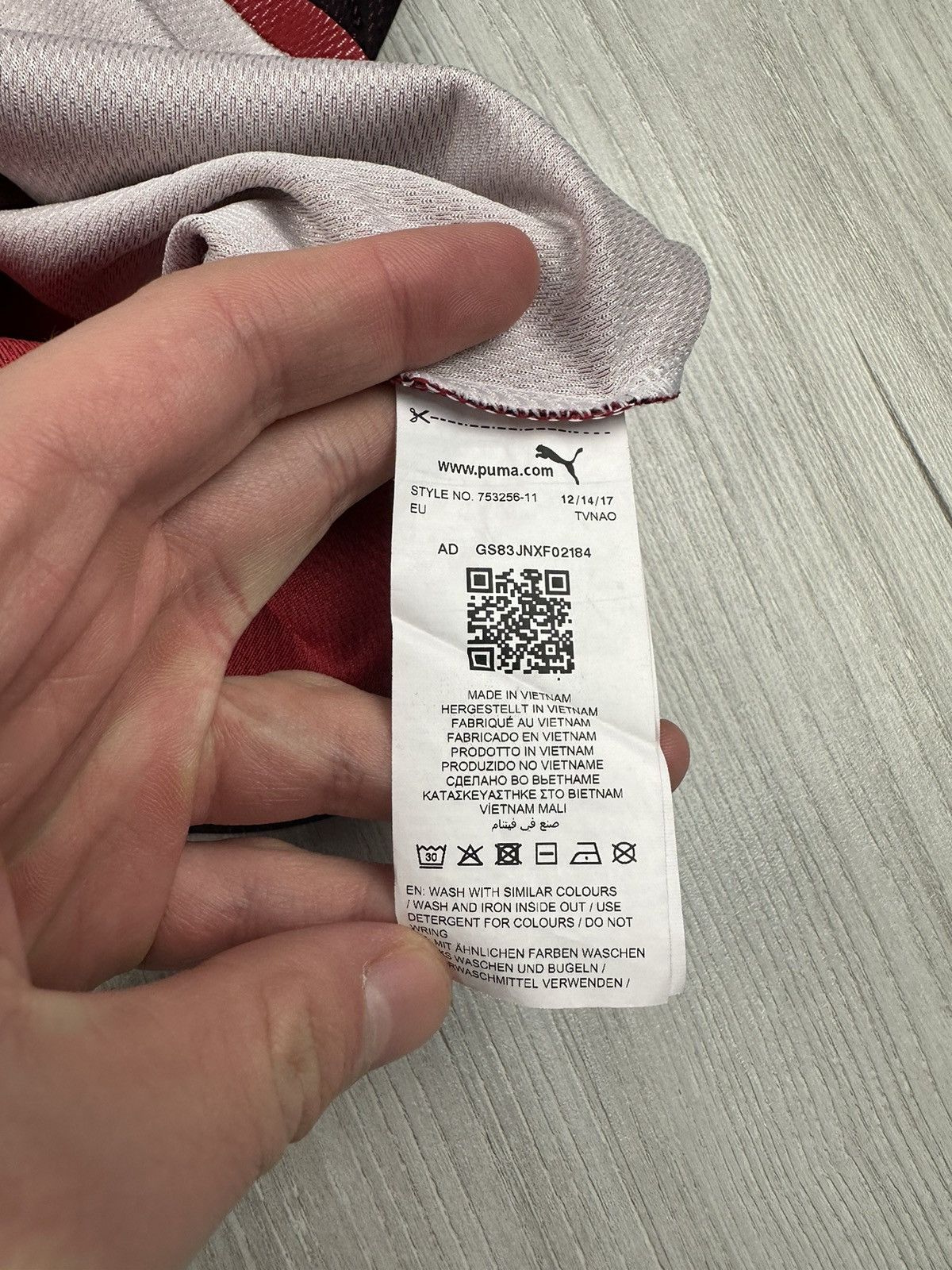 Puma Arsenal Ozil Puma Jersey Size US S / EU 44-46 / 1 - 10 Thumbnail
