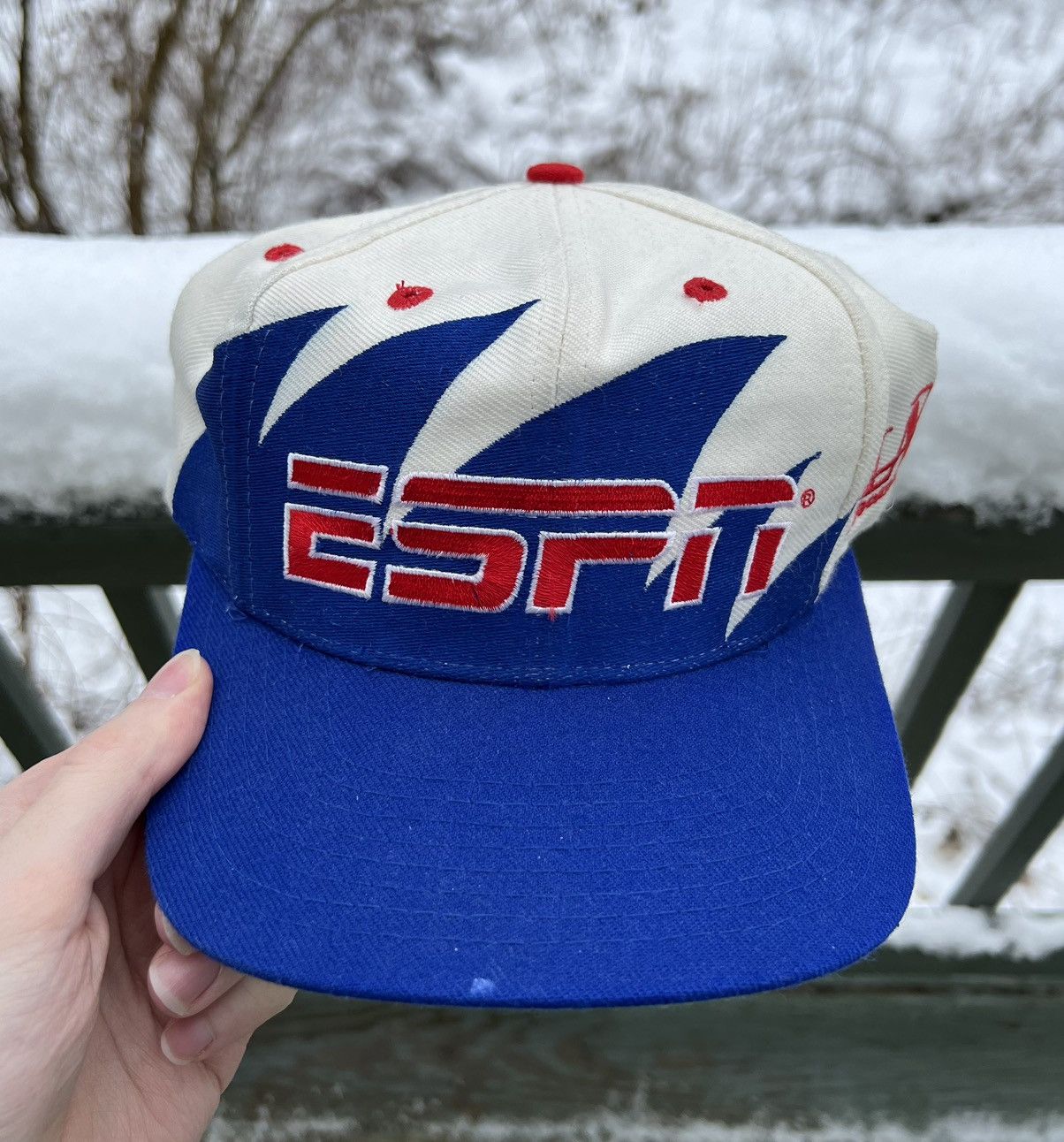 Logo Athletic × Vintage Vintage 90s Logo Athletic ESPN Sharktooth ...
