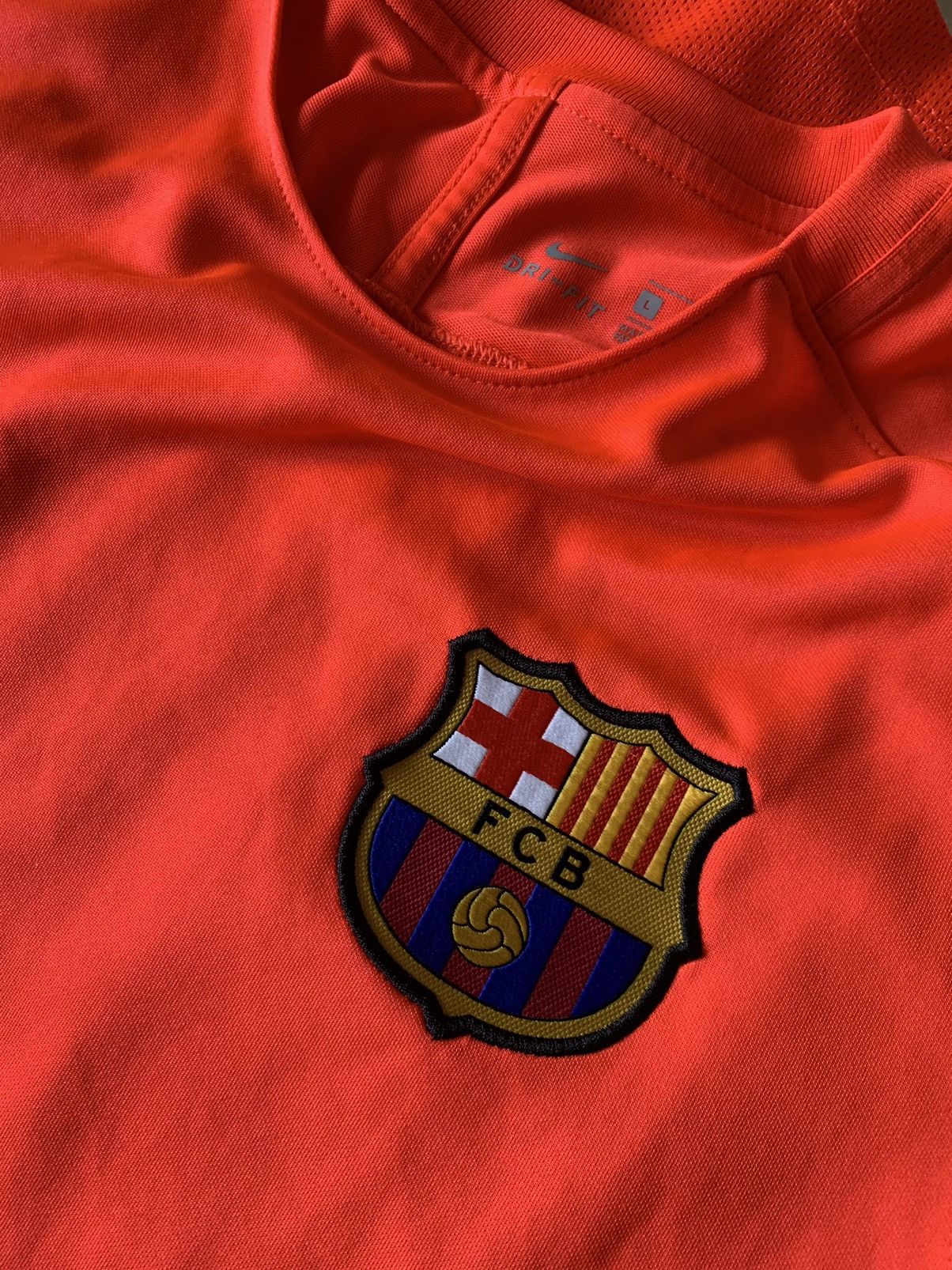 Nike 2014 Nike Barcelona Acid Orange soccer jersey Size US L / EU 52-54 / 3 - 5 Thumbnail