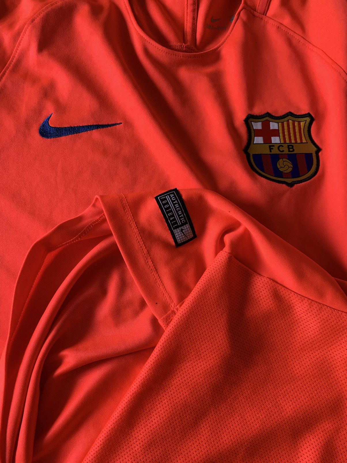 Nike 2014 Nike Barcelona Acid Orange soccer jersey Size US L / EU 52-54 / 3 - 7 Thumbnail