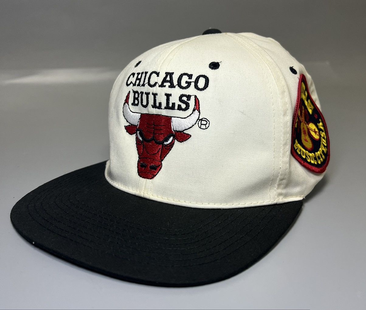 NBA Vintage Chicago Bulls NBA cap Size ONE SIZE - 3 Thumbnail