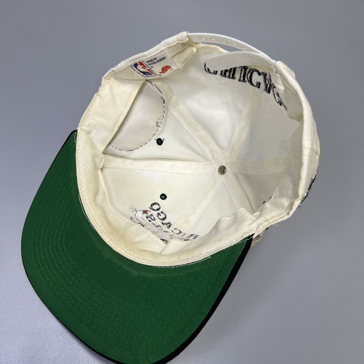 NBA Vintage Chicago Bulls NBA cap Size ONE SIZE - 11 Thumbnail