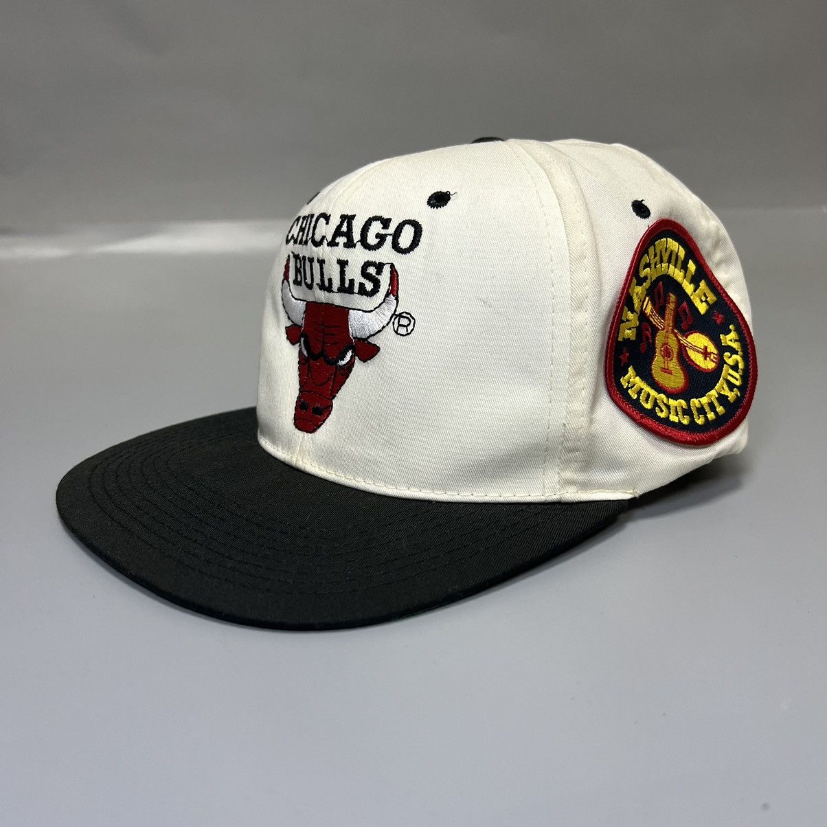 NBA Vintage Chicago Bulls NBA cap Size ONE SIZE - 2 Thumbnail