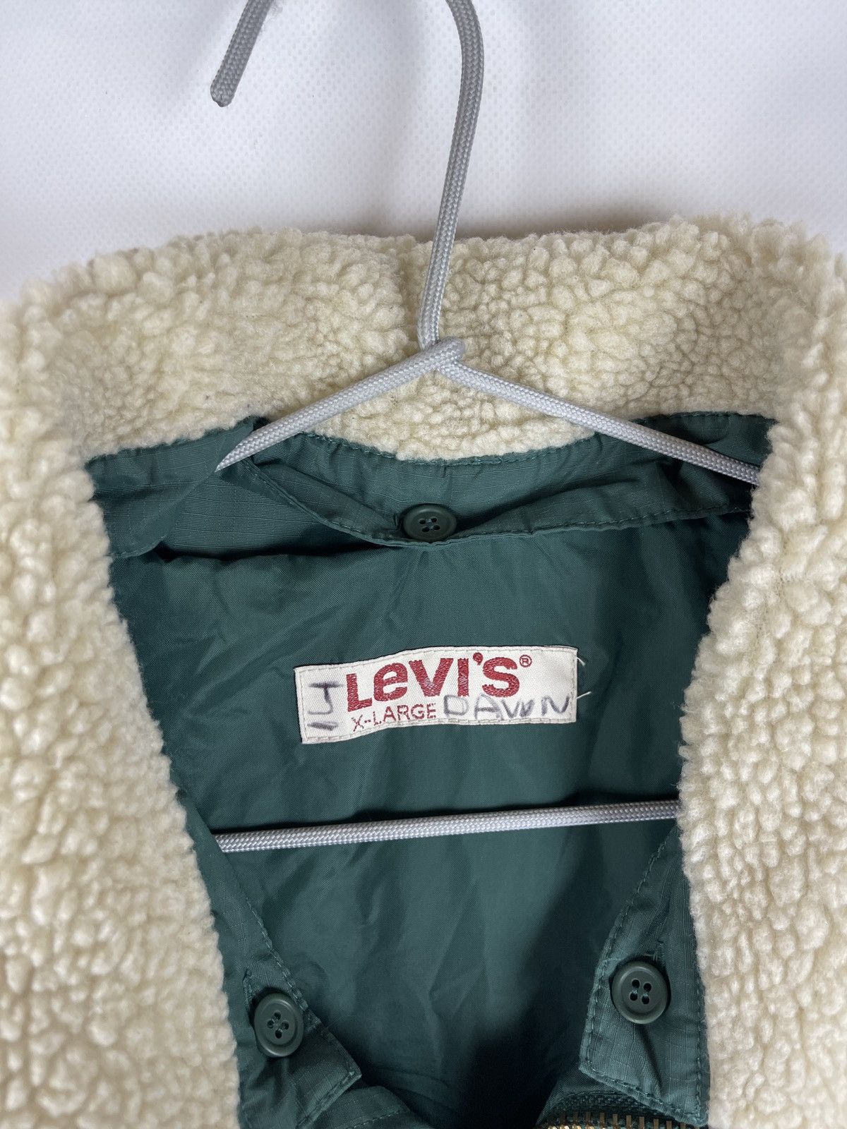 Levi's Levi’s vintage nylon down vest fake sheep fur collar gilet Size US XL / EU 56 / 4 - 10 Thumbnail