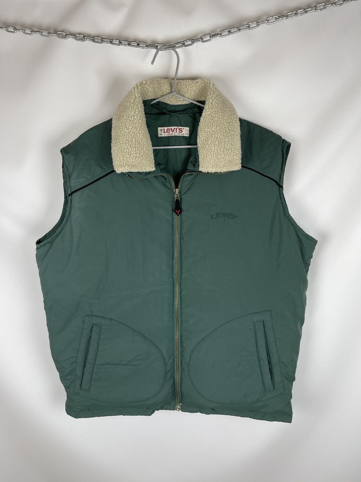Levi's Levi’s vintage nylon down vest fake sheep fur collar gilet Size US XL / EU 56 / 4 - 1 Thumbnail
