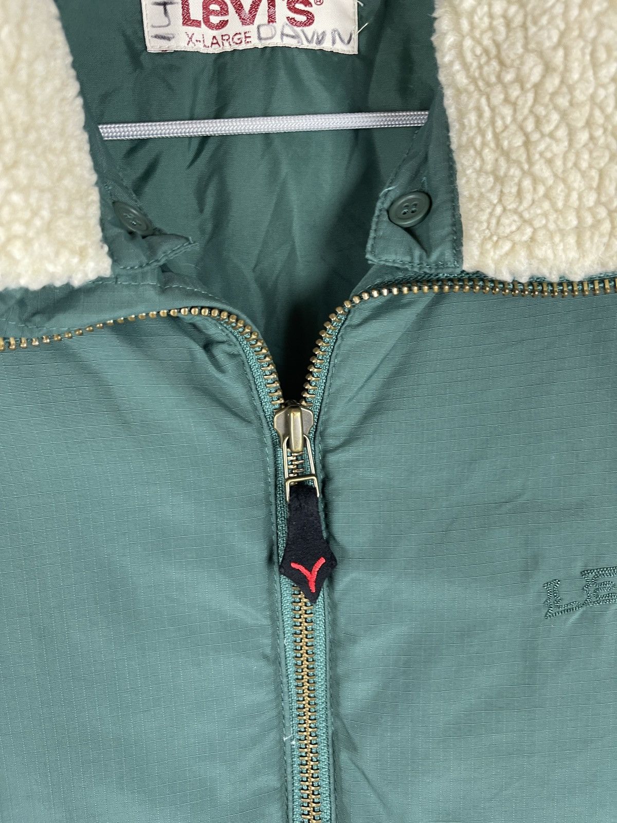 Levi's Levi’s vintage nylon down vest fake sheep fur collar gilet Size US XL / EU 56 / 4 - 8 Thumbnail