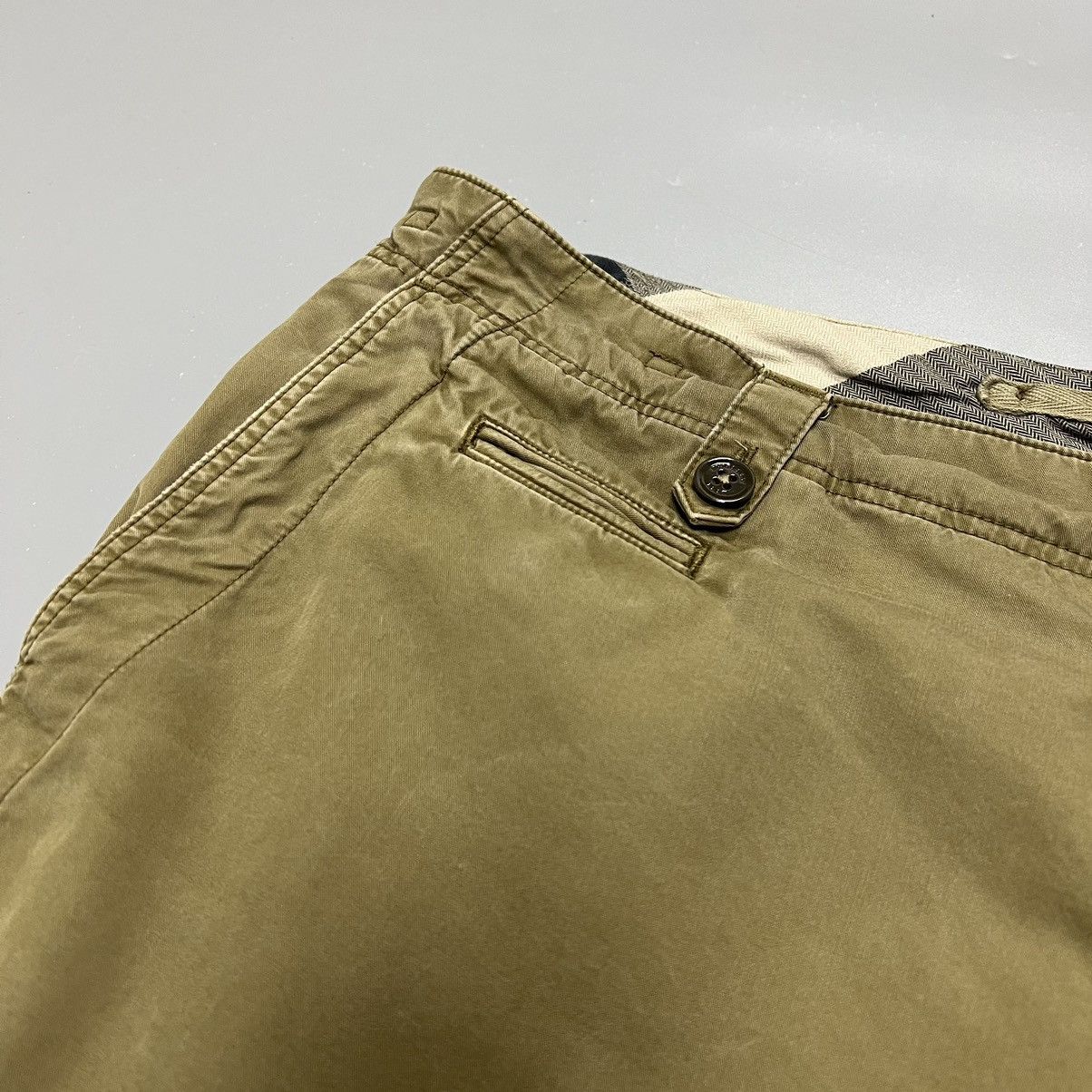 Burberry × Vintage Burberry Brit Shorts men’s size 36 Size US 36 / EU 52 - 14 Thumbnail