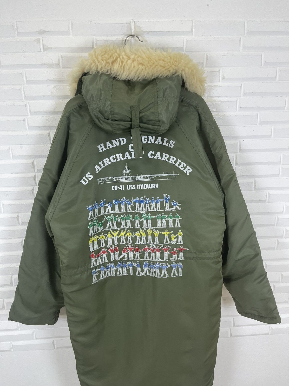 Alpha Industries FUR HOODIES N3B POLAR PARKA USS MIDWAY AIRCRAFT CARRIER Size US L / EU 52-54 / 3 - 4 Thumbnail
