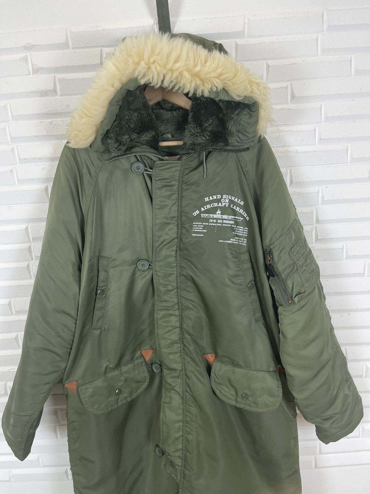 Alpha Industries FUR HOODIES N3B POLAR PARKA USS MIDWAY AIRCRAFT CARRIER Size US L / EU 52-54 / 3 - 3 Thumbnail