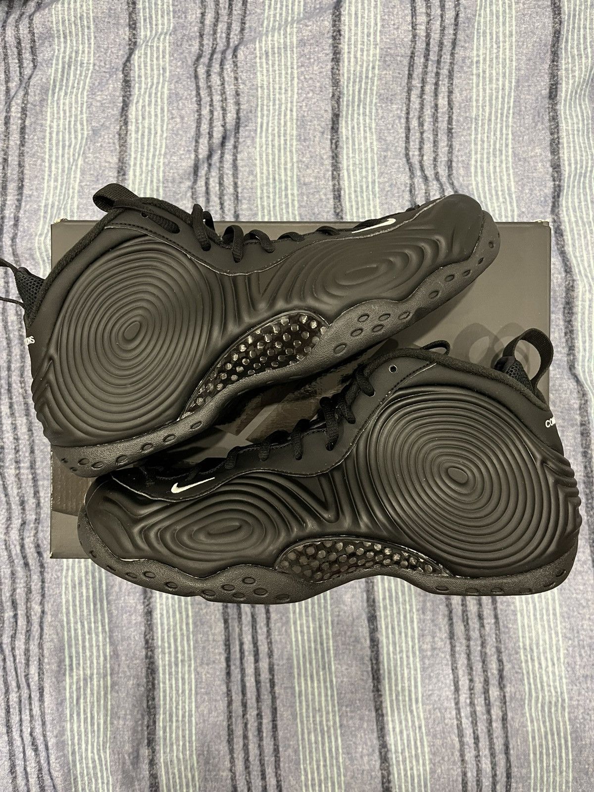 Comme des Garcons × Nike Nike Comme Des Garcons Foamposites Black 9.5 Size US 9.5 / EU 42-43 - 2 Thumbnail