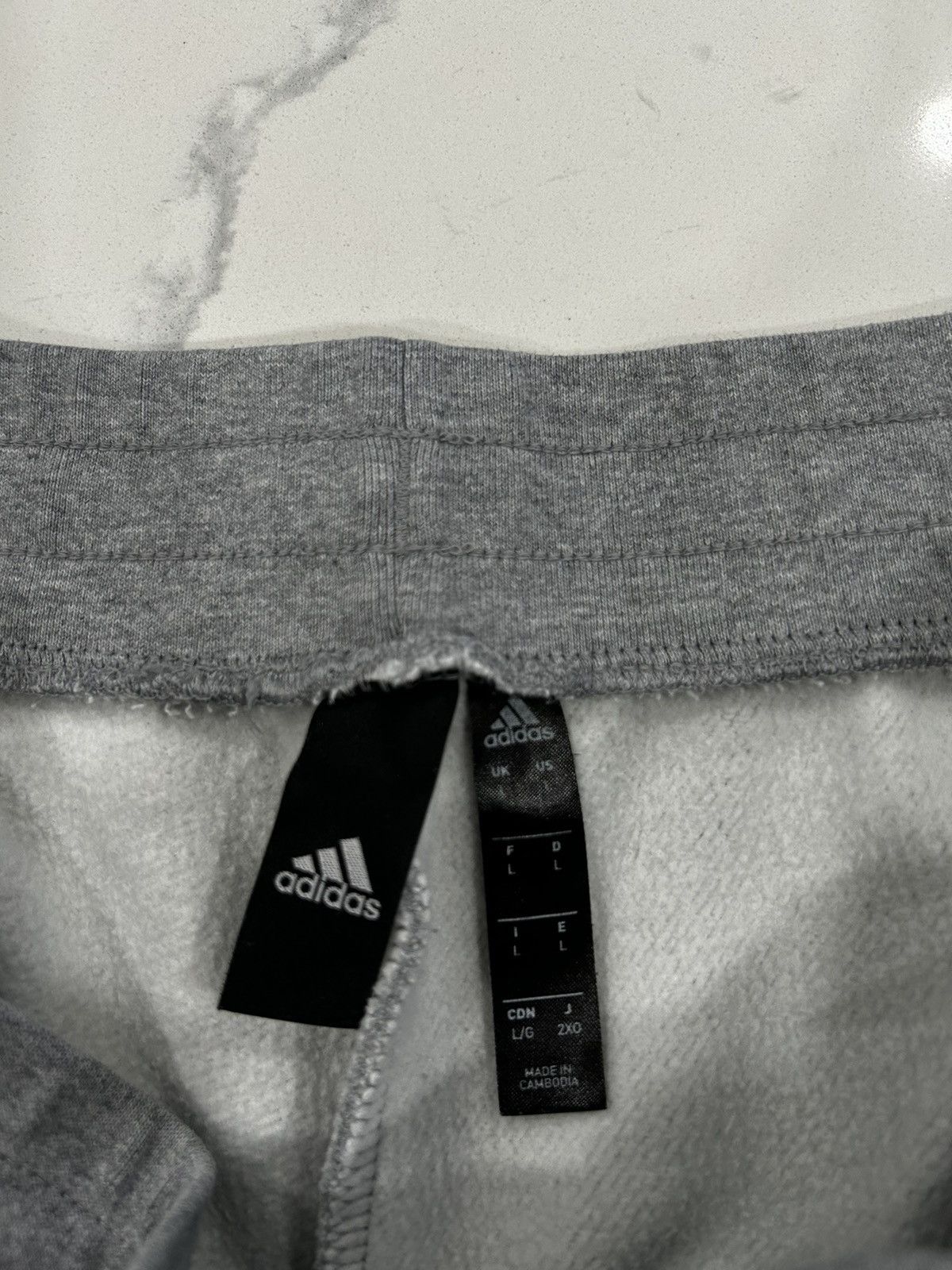 Vintage Adidas Yeezy Vintage Style Tech Fleece Grey Sweatpants Size US 34 / EU 50 - 3 Thumbnail