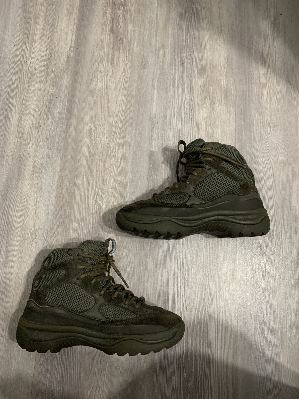Yeezy Yeezy desert boots wakame Size US 8.5 / EU 41-42 - 2 Thumbnail