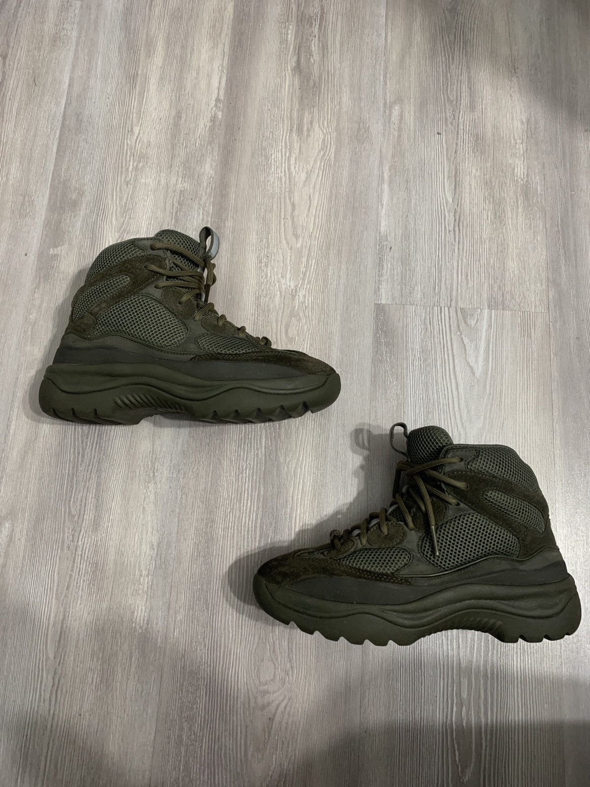 Yeezy Yeezy desert boots wakame Size US 8.5 / EU 41-42 - 1 Thumbnail