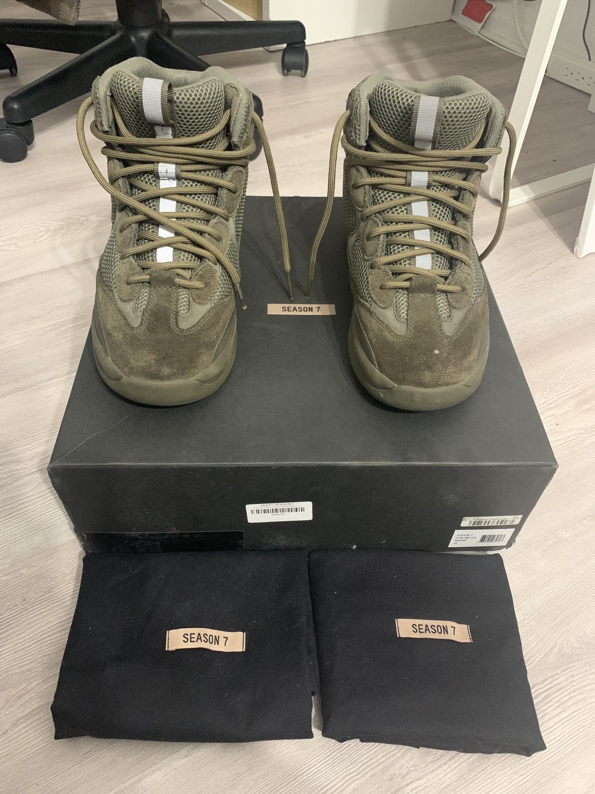 Yeezy Yeezy desert boots wakame Size US 8.5 / EU 41-42 - 7 Thumbnail