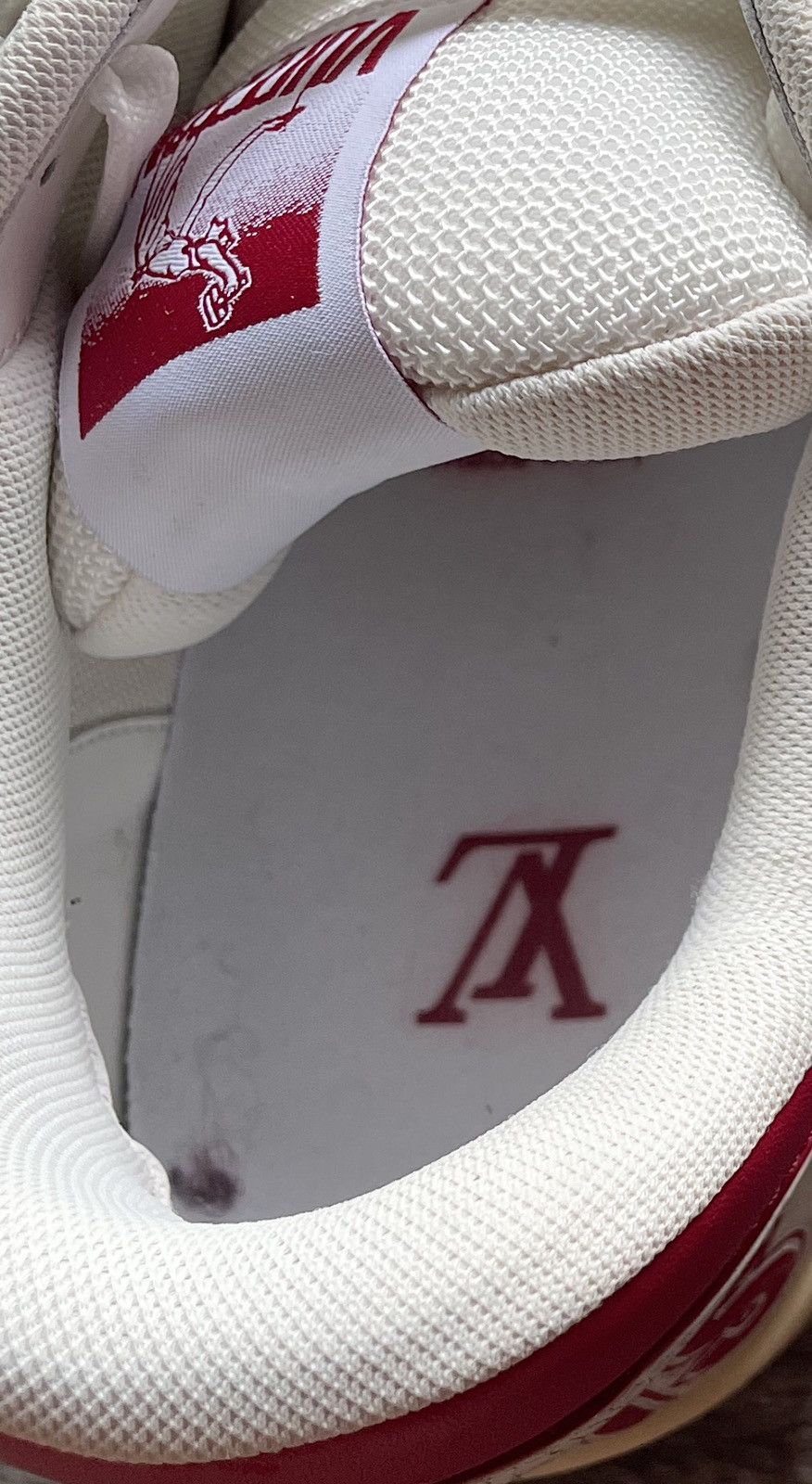 Louis Vuitton Louis Vuitton White Red Mesh Strap Trainer Sneaker Size US 10.5 / EU 43-44 - 11 Thumbnail