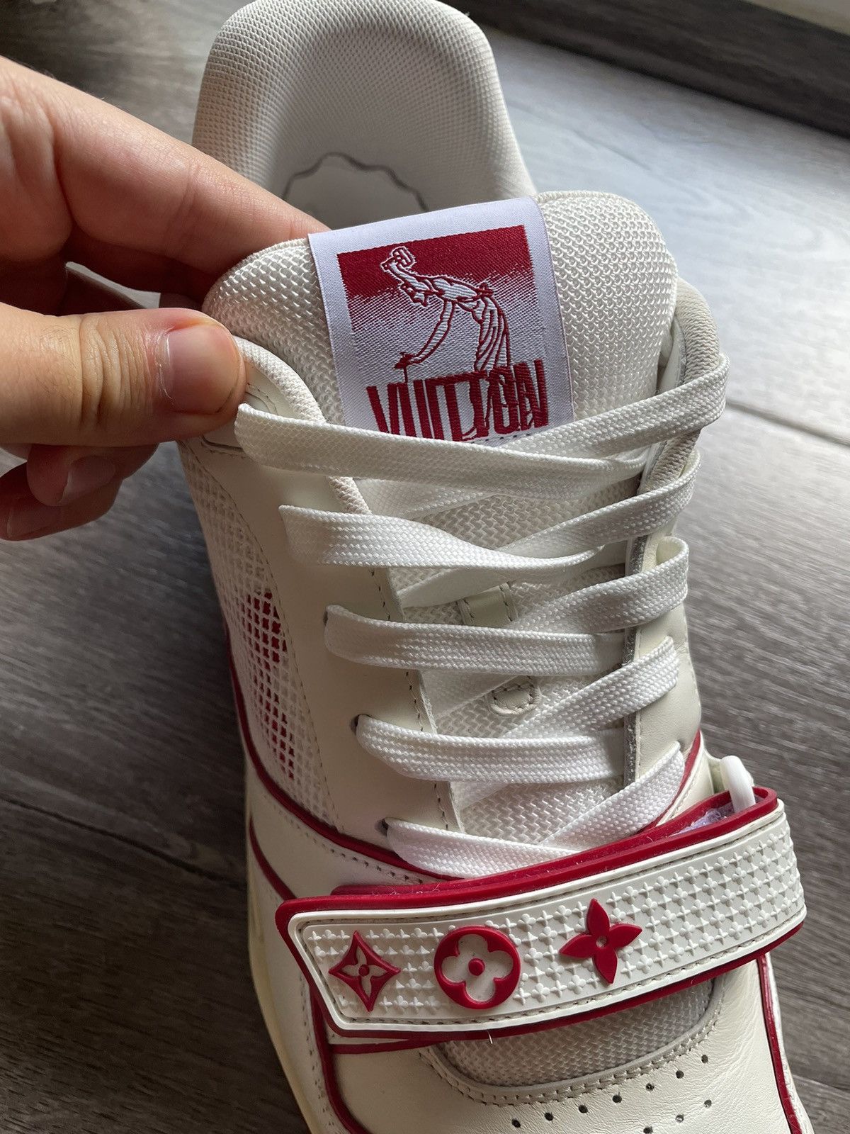 Louis Vuitton Louis Vuitton White Red Mesh Strap Trainer Sneaker Size US 10.5 / EU 43-44 - 5 Thumbnail
