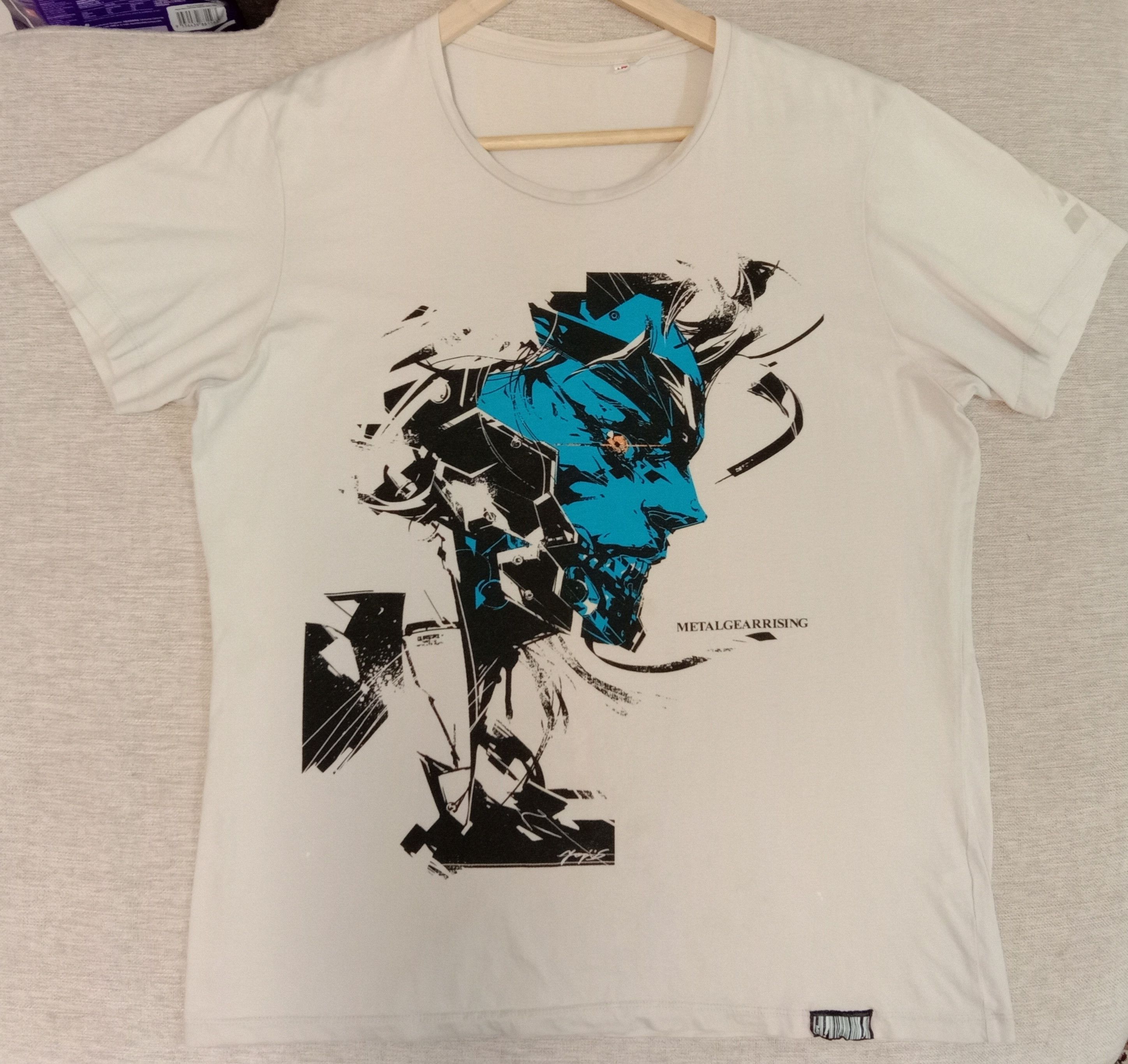 Anime Japanese Anime Metal Gear Rising Tee Size US L / EU 52-54 / 3 - 4 Thumbnail