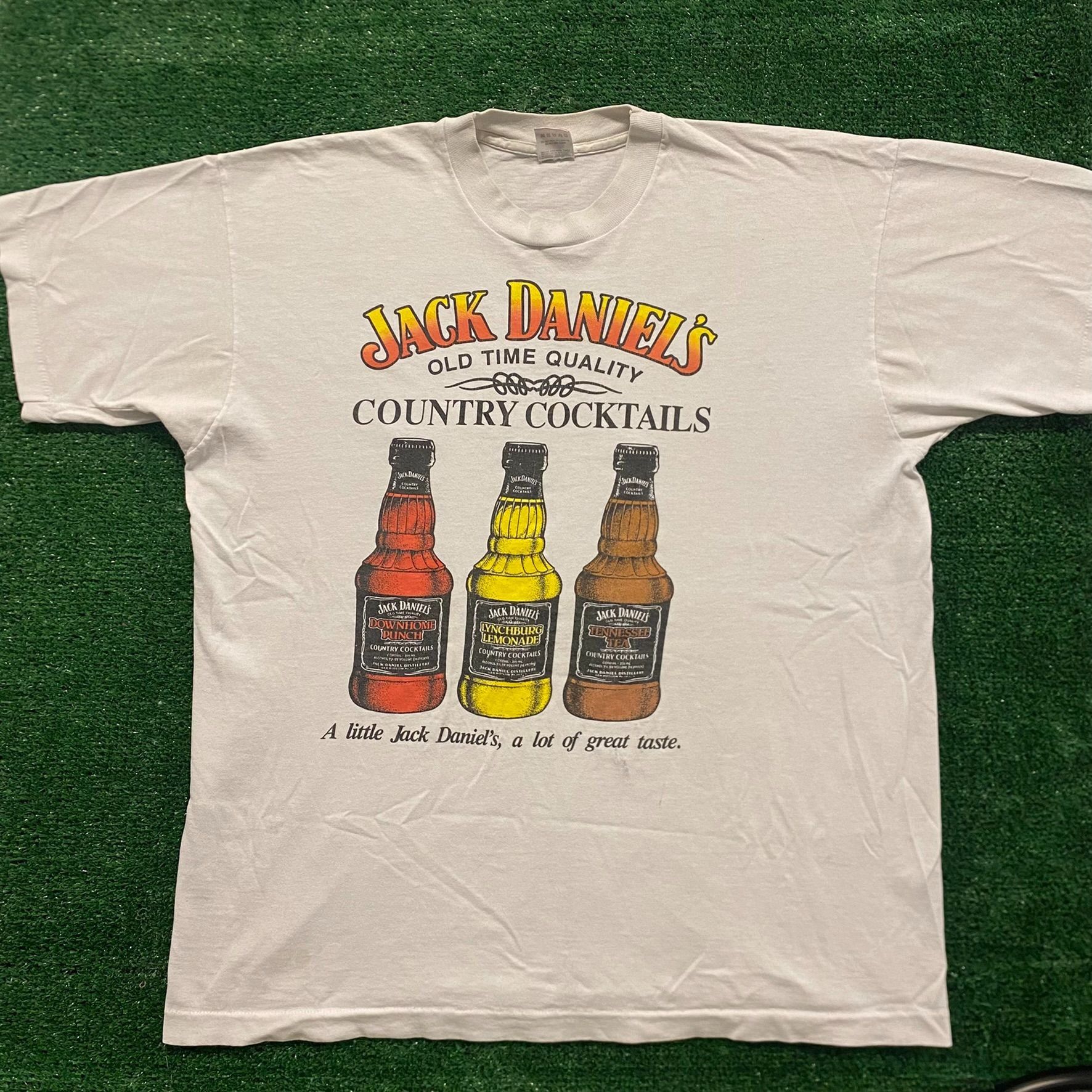 Vintage Jack Daniels Whiskey Vintage 90s Alcohol T-Shirt Size US XL / EU 56 / 4 - 1 Thumbnail