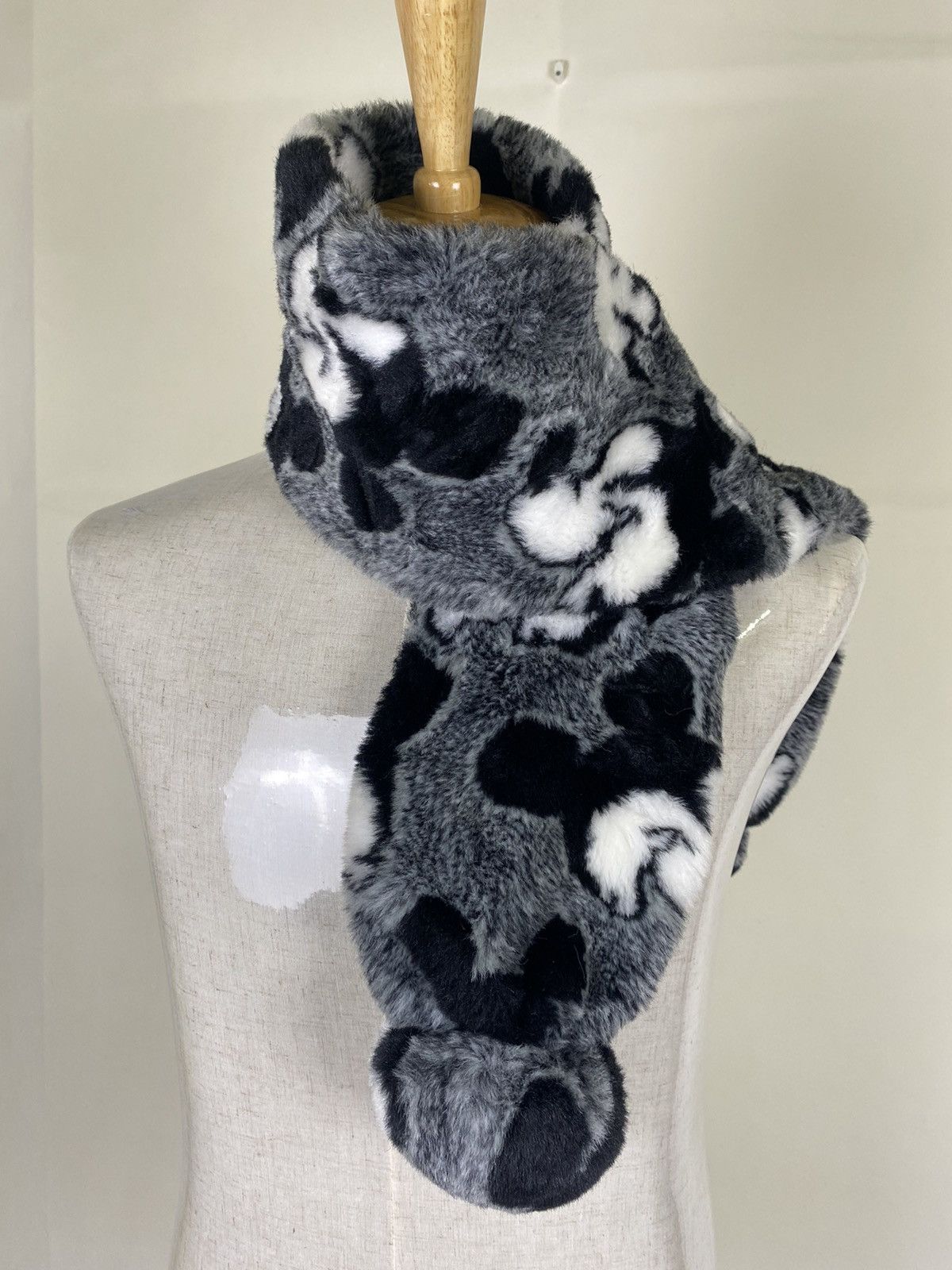 Vintage Mickey Mouse Full Print Muffler Size ONE SIZE - 2 Thumbnail