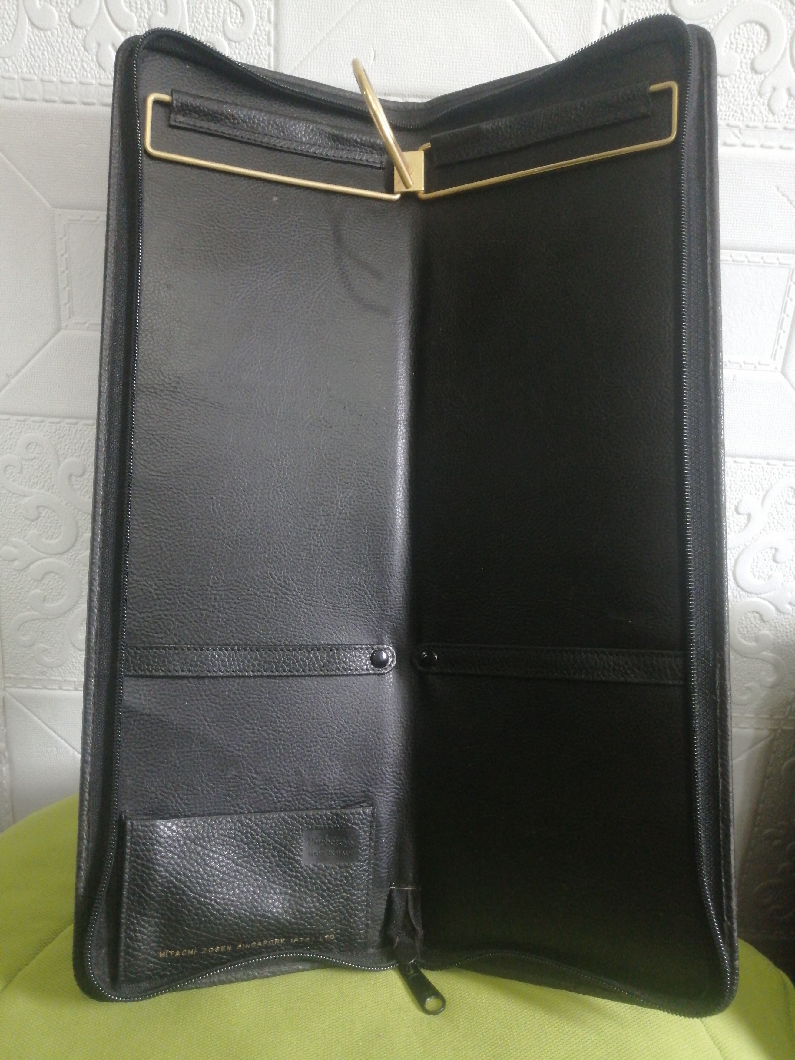 Burberry Vintage Burberrys Leather Tie Holder Bag Size ONE SIZE - 3 Thumbnail