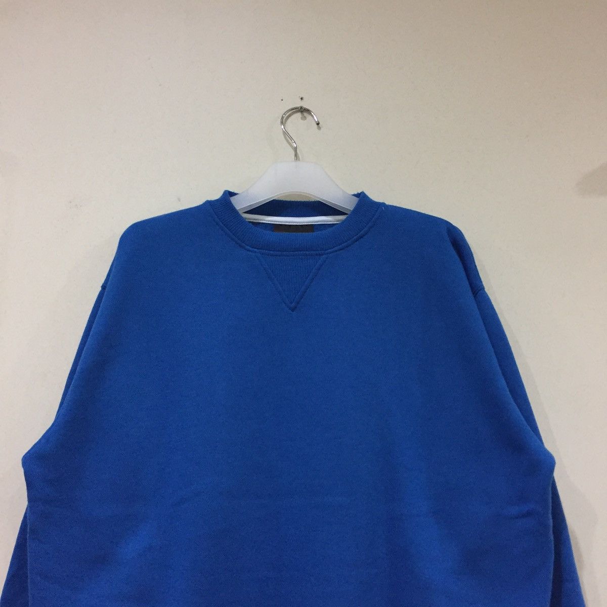 Other LOWES sweatshirt plain color. Australian brand Size US L / EU 52-54 / 3 - 2 Thumbnail