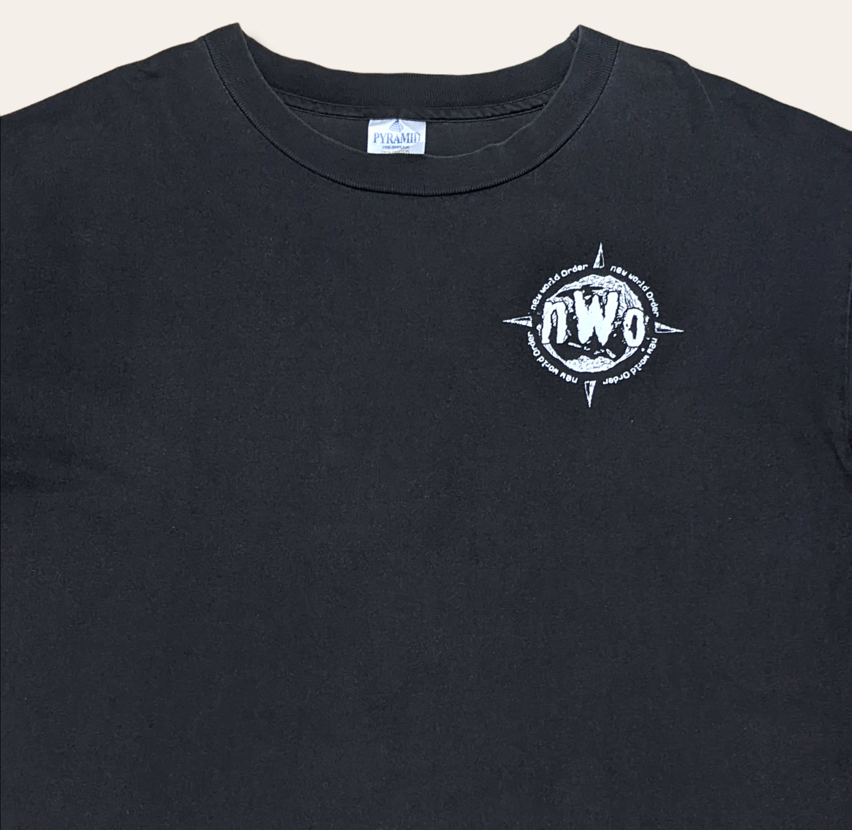 Vintage × WCW/nWo × WWF Vintage 90s WWF NWO Texas Skull T shirt Size US L / EU 52-54 / 3 - 4 Thumbnail