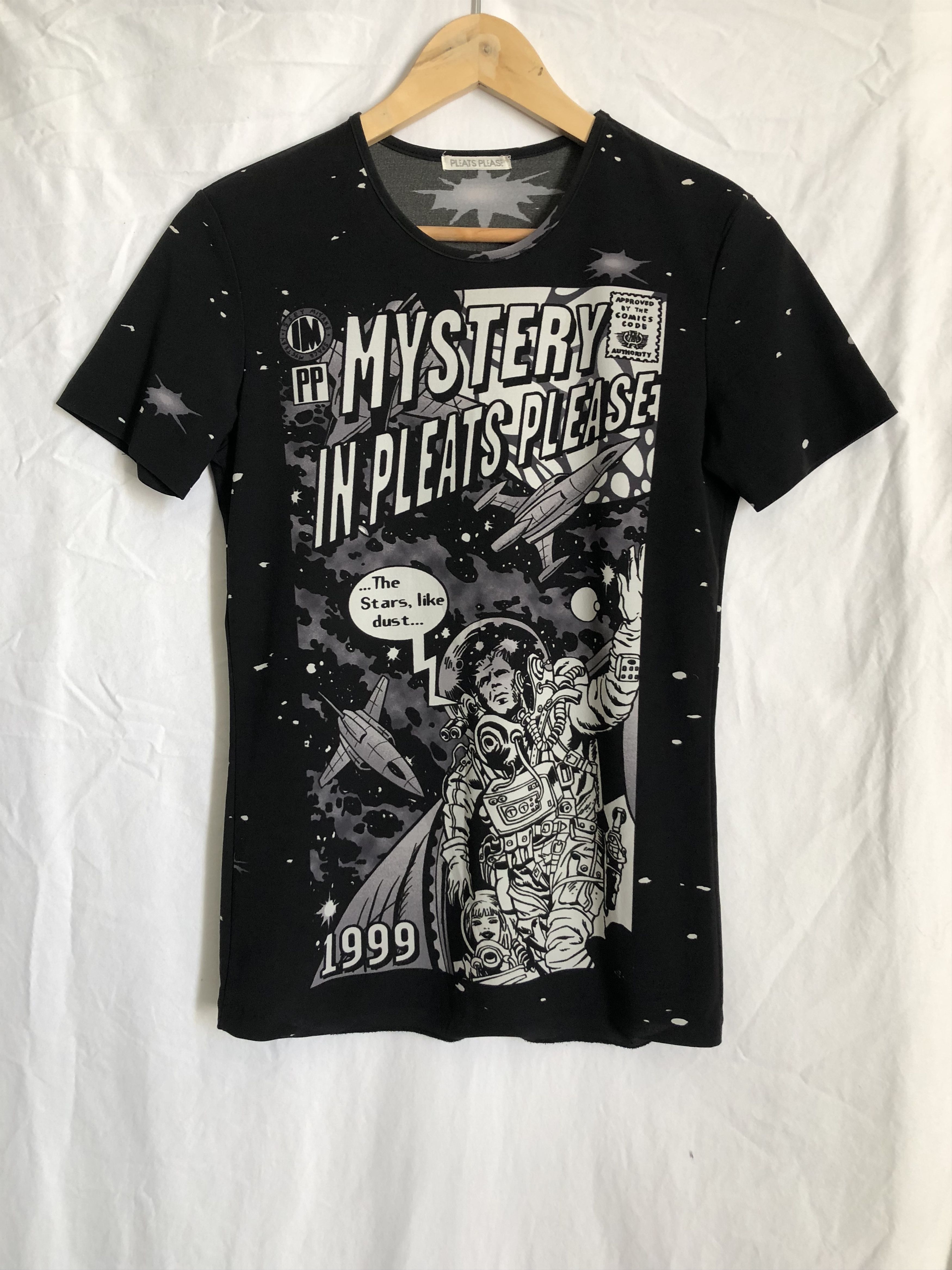 image of Issey Miyake Pleats Please 1999 Frank Kozik Artist Tee in Black, Women's (Size Large)