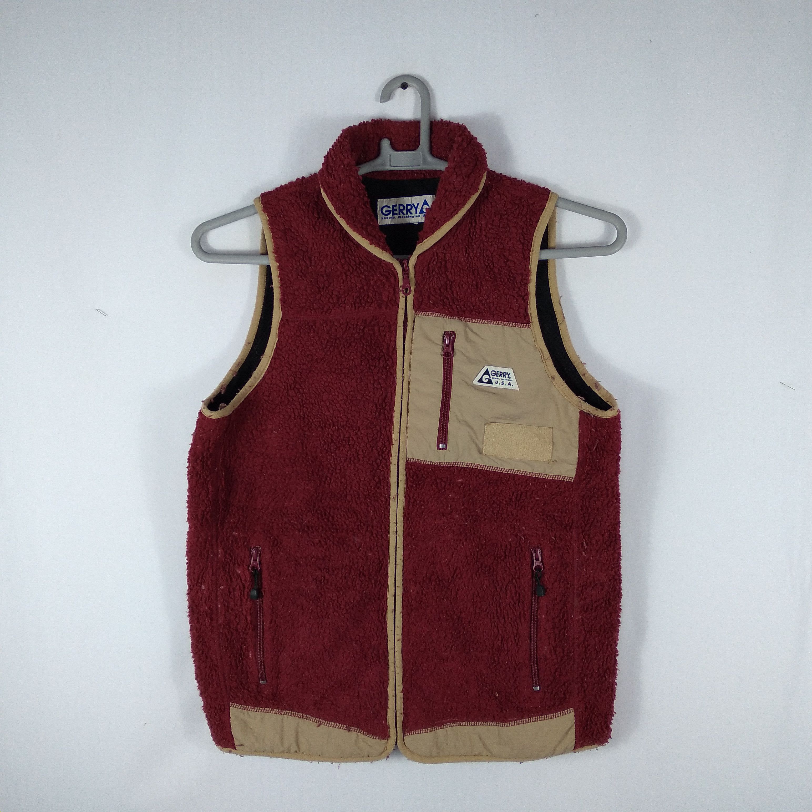 Vintage Vintage Gerry Sherpa Fleece Outdoor Style Vests Size US S / EU 44-46 / 1 - 1 Thumbnail