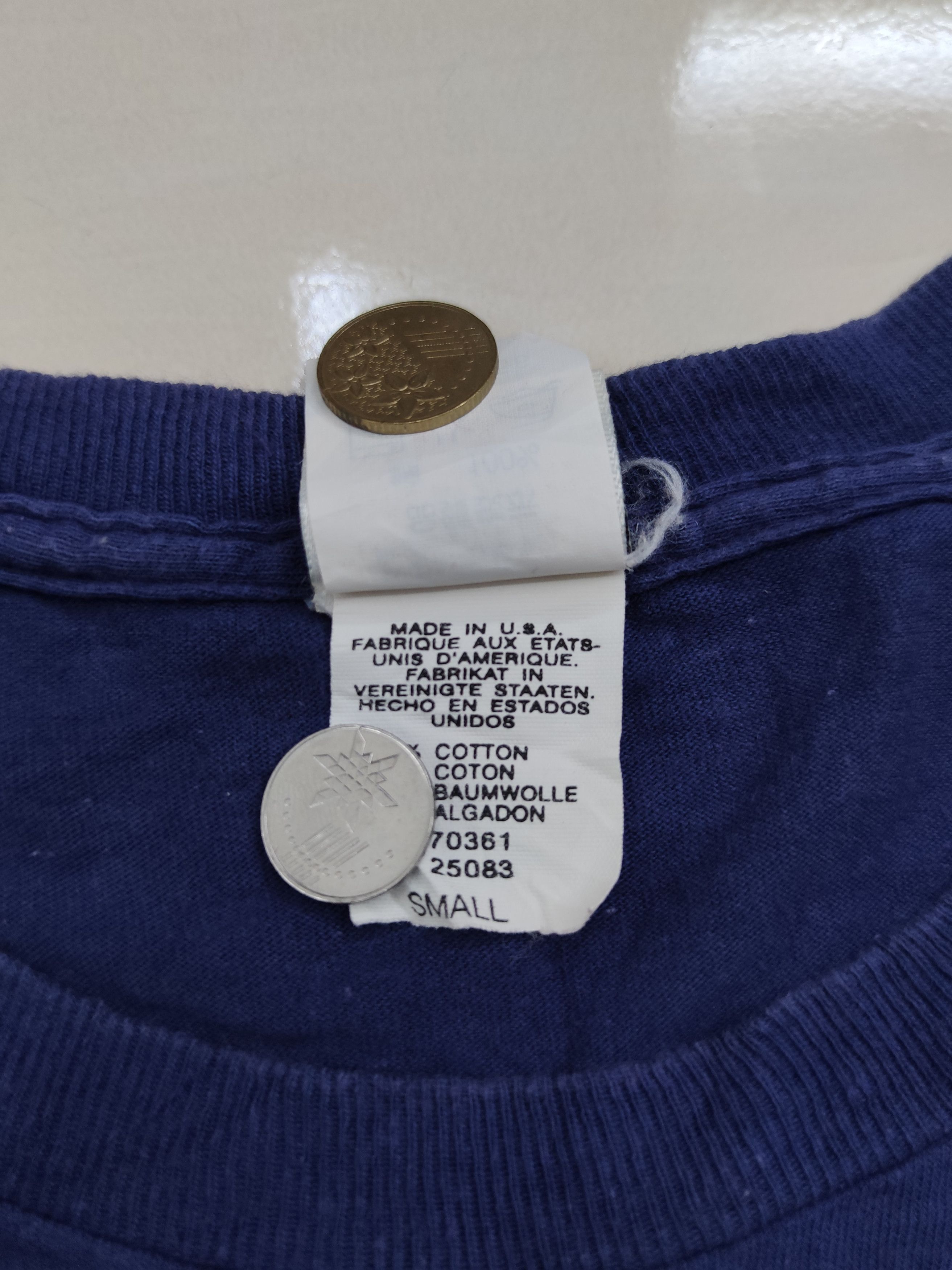 Disney × Vintage 90's Winnie The Pooh Single Stitch Embroidered shirt Size US S / EU 44-46 / 1 - 5 Thumbnail