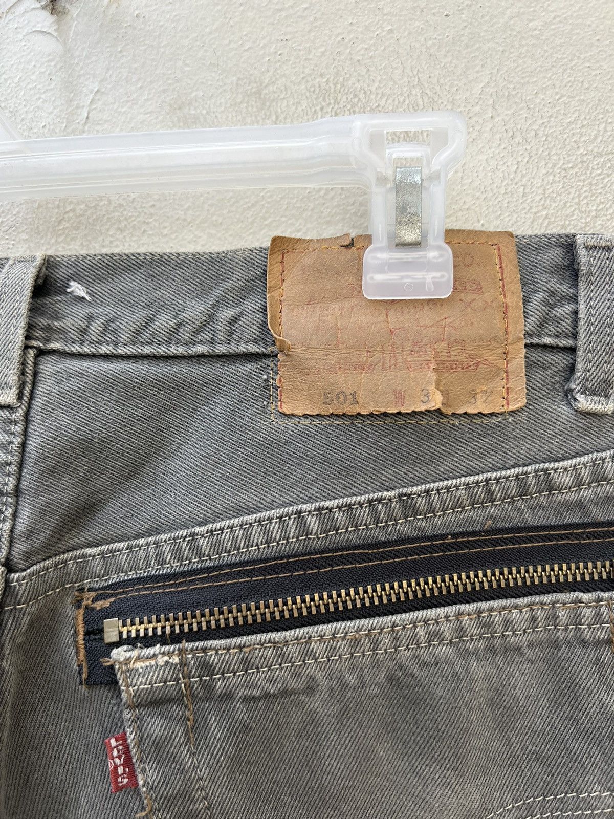 Levi's Vintage 90s Levi’s 501 Sun Fade Black Denim Re-Work Jeans Size US 32 / EU 48 - 15 Thumbnail