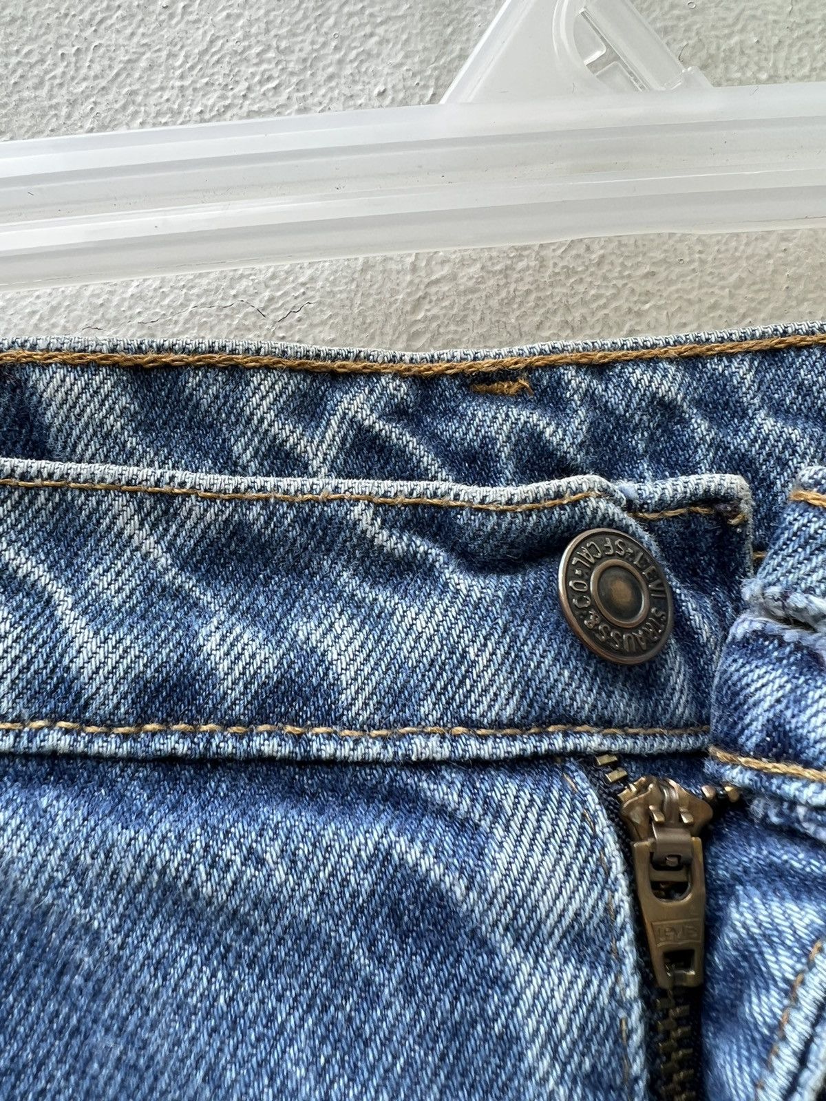 Levi's Vintage 90s Levi’s 505 Orange Tab Sun Fade Denim Jeans Size US 37 - 7 Thumbnail