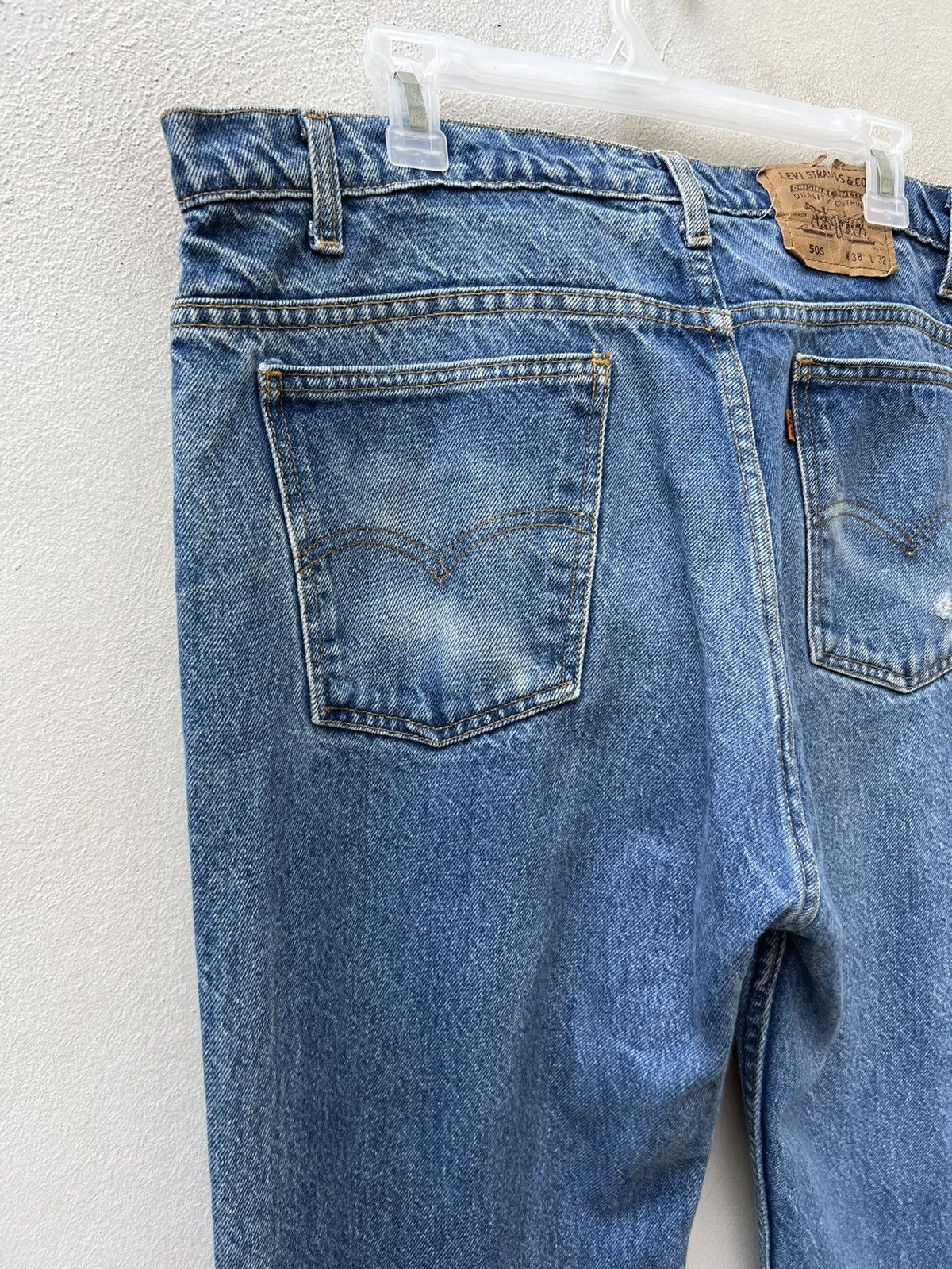Levi's Vintage 90s Levi’s 505 Orange Tab Sun Fade Denim Jeans Size US 37 - 14 Thumbnail