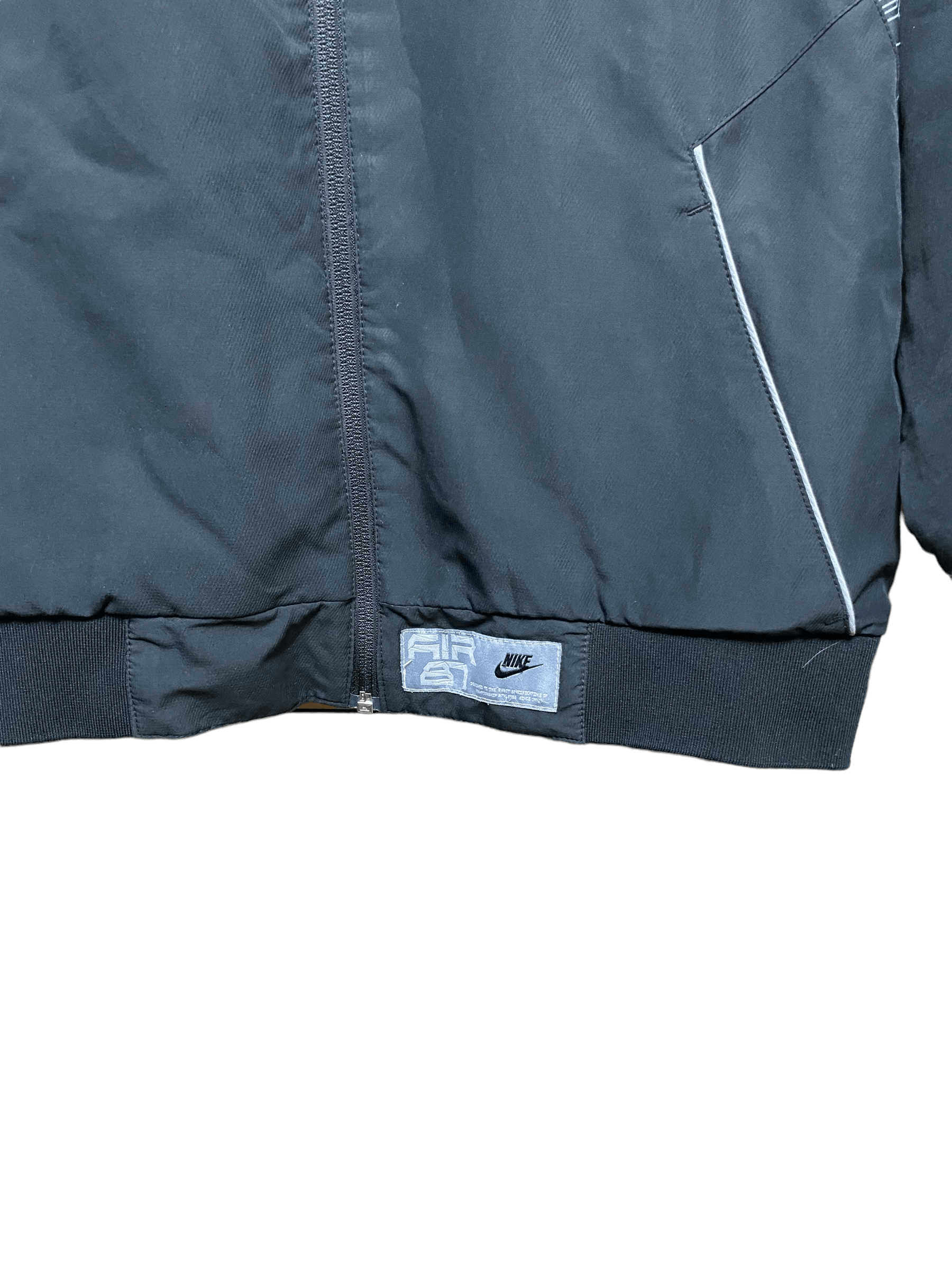 Nike × Vintage 00s' Nike vintage windbreaker jacket, size XS Size US XS / EU 42 / 0 - 3 Thumbnail