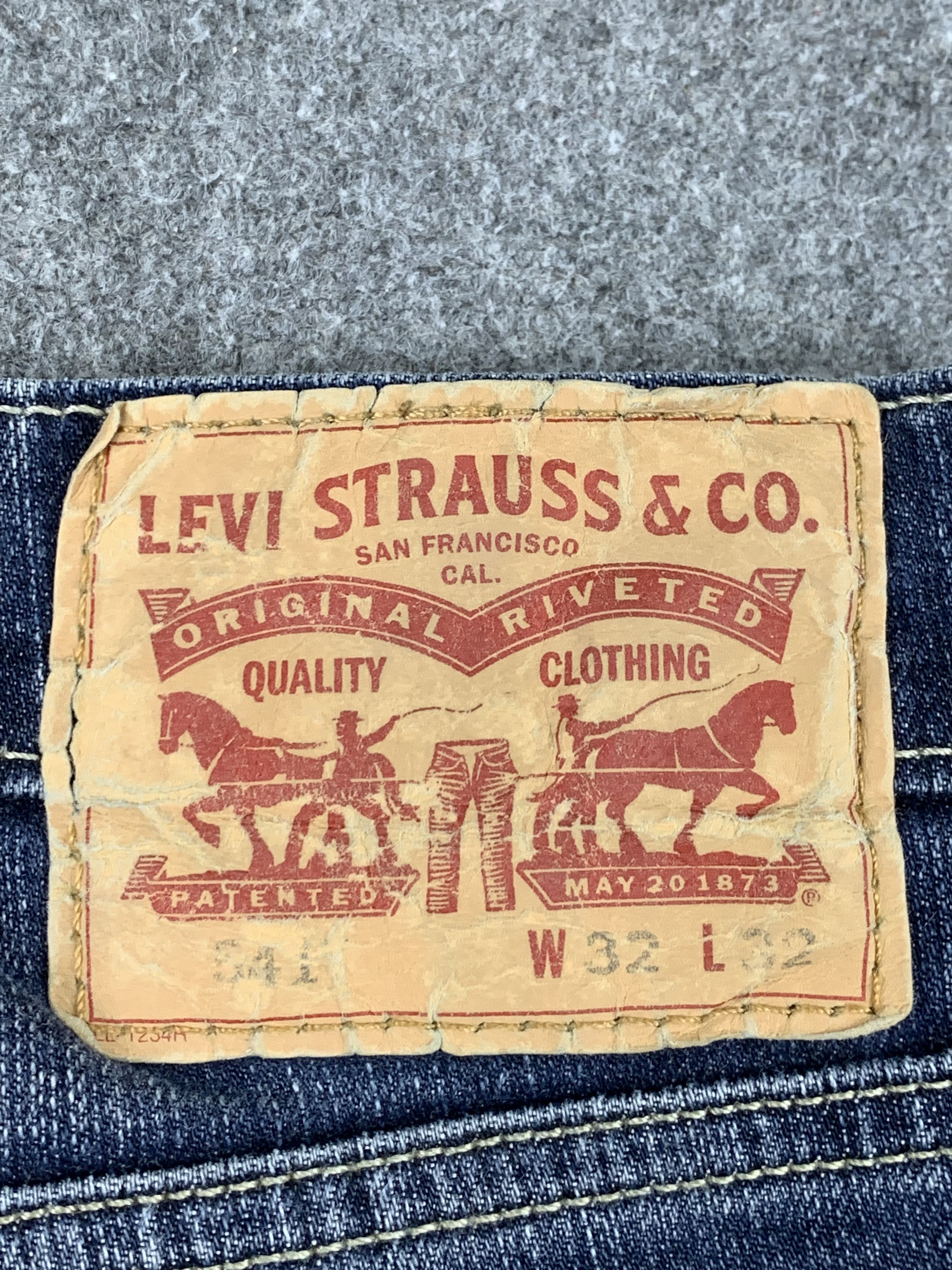 Levi's Vintage Levis 541 Faded Blue Jeans DP1889 Size US 32 / EU 48 - 5 Thumbnail