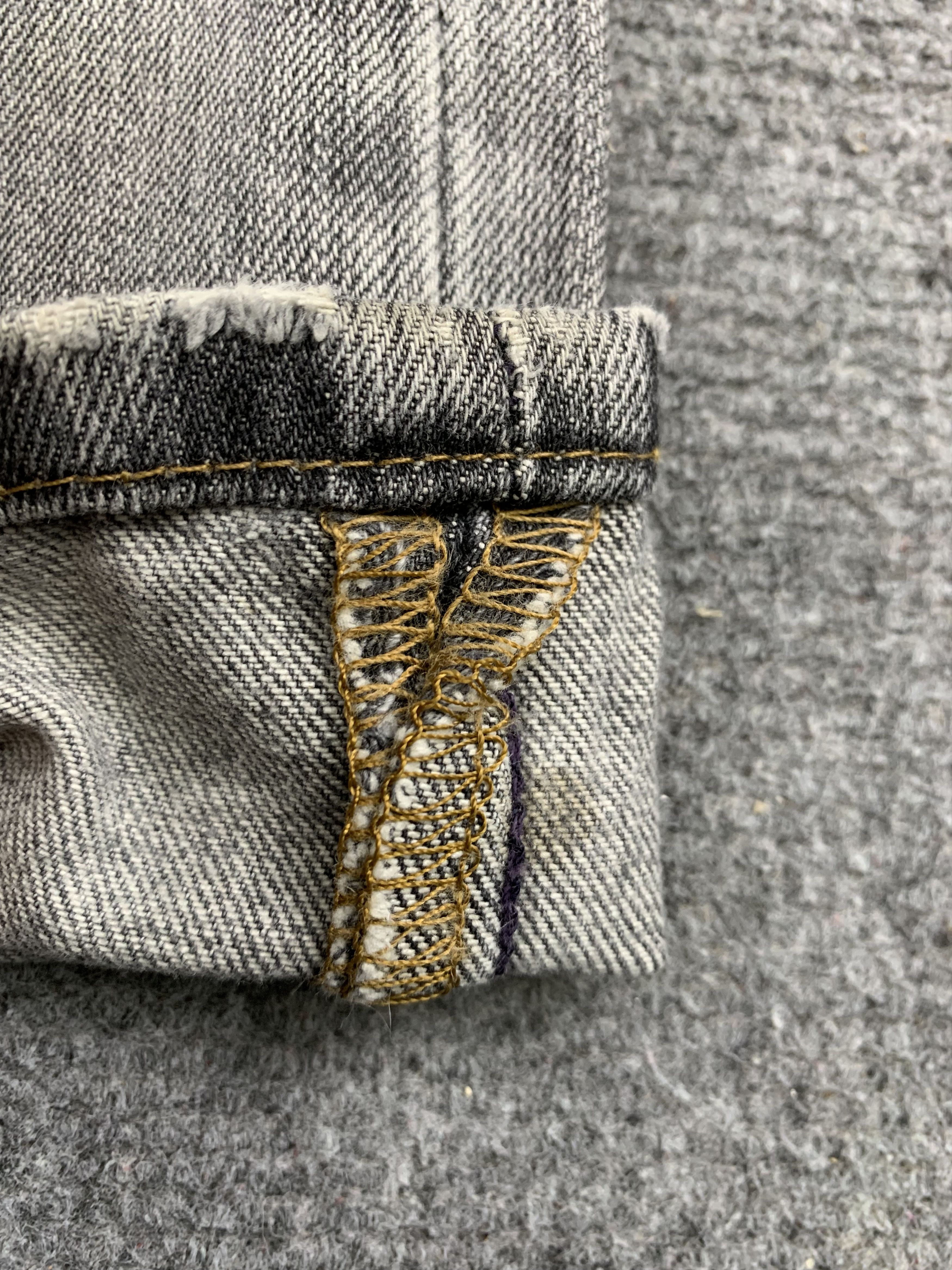 Levi's Vintage Levis 501 Faded Black Jeans DP1891 Size US 35 - 12 Thumbnail