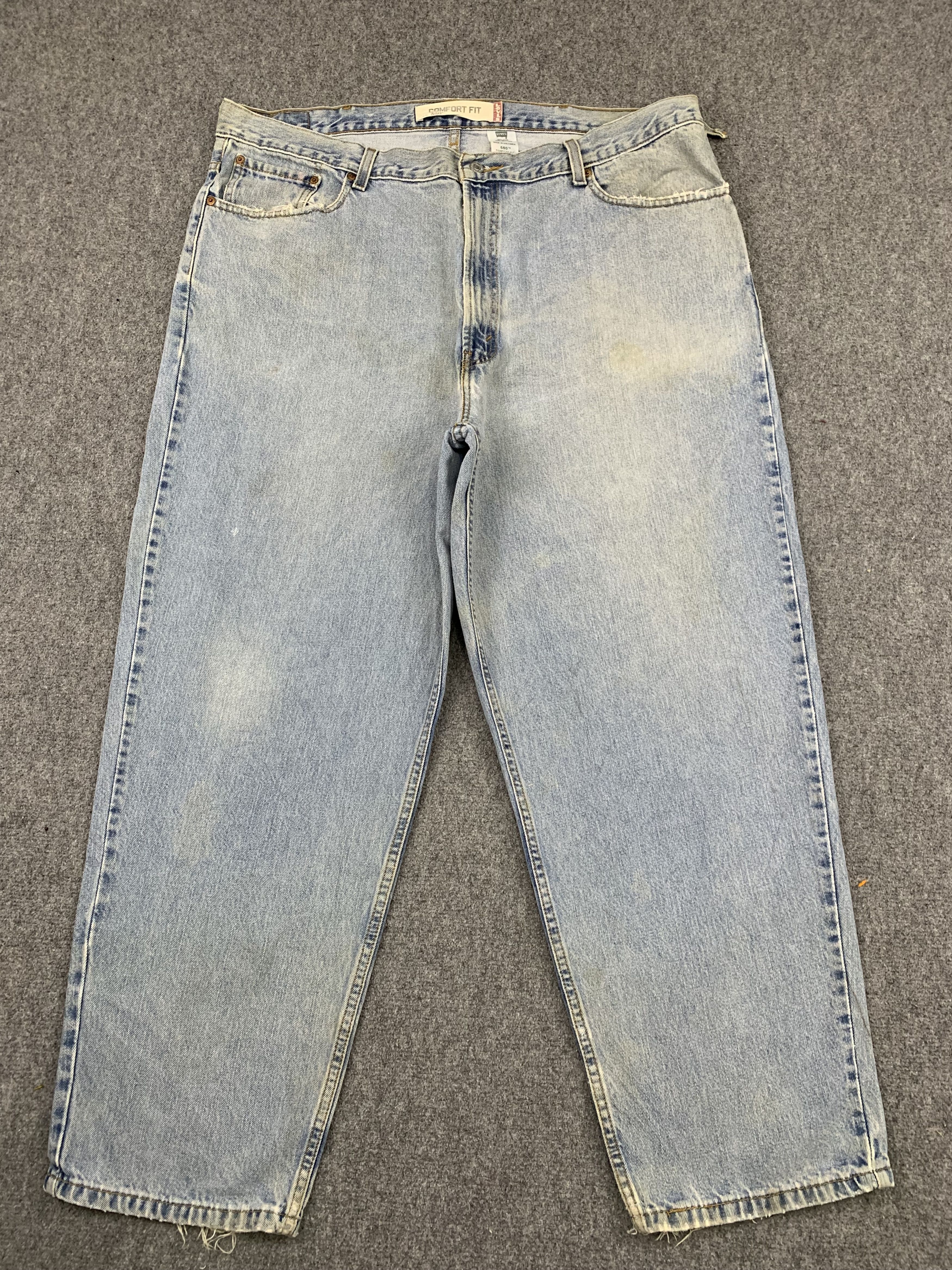 image of Levis 560 Light Wash Jeans in Blue Denim, Men's (Size 44)