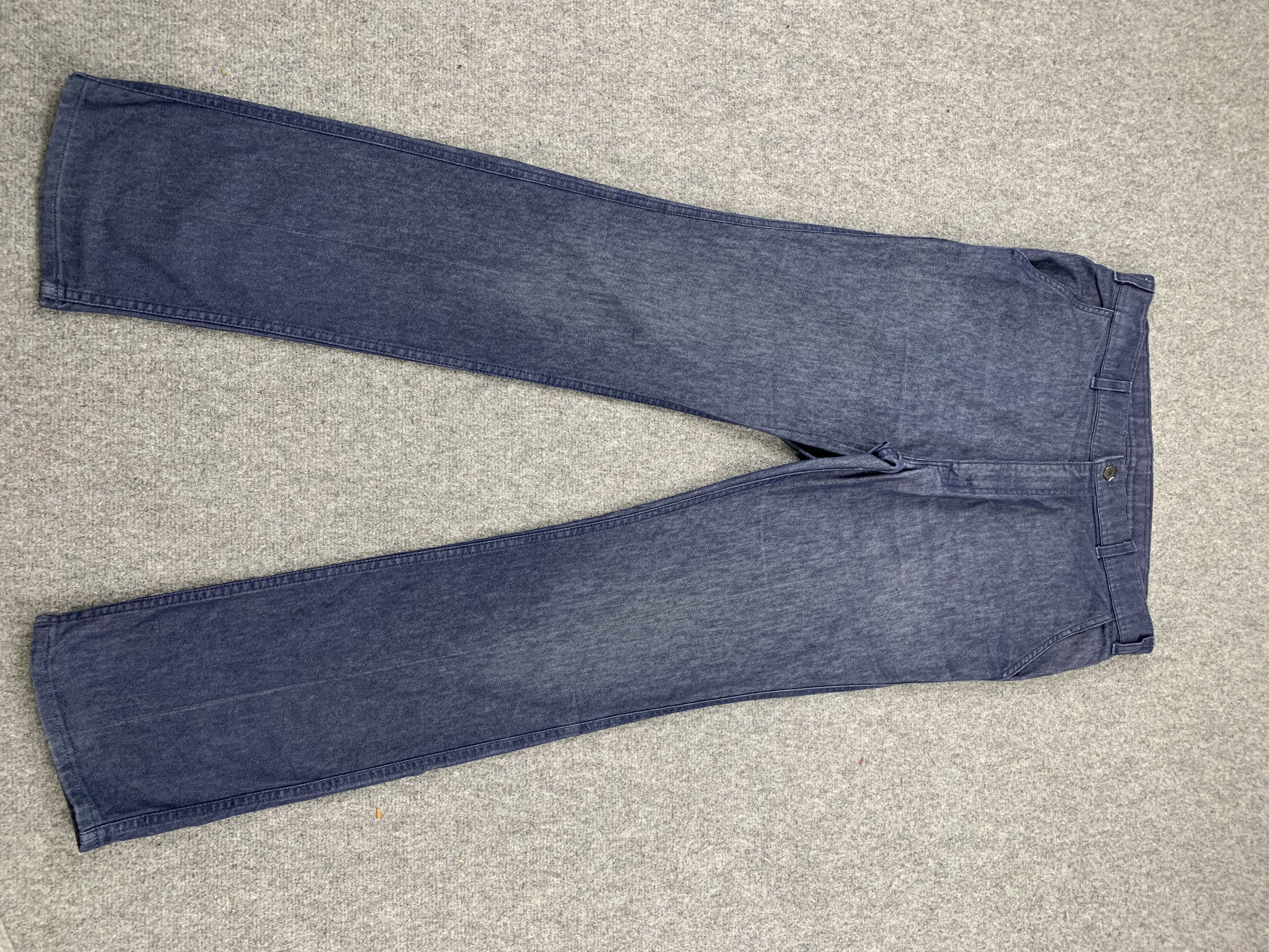 image of 90's Levis For Men Faded Blue Jeans in Blue Denim (Size 37)
