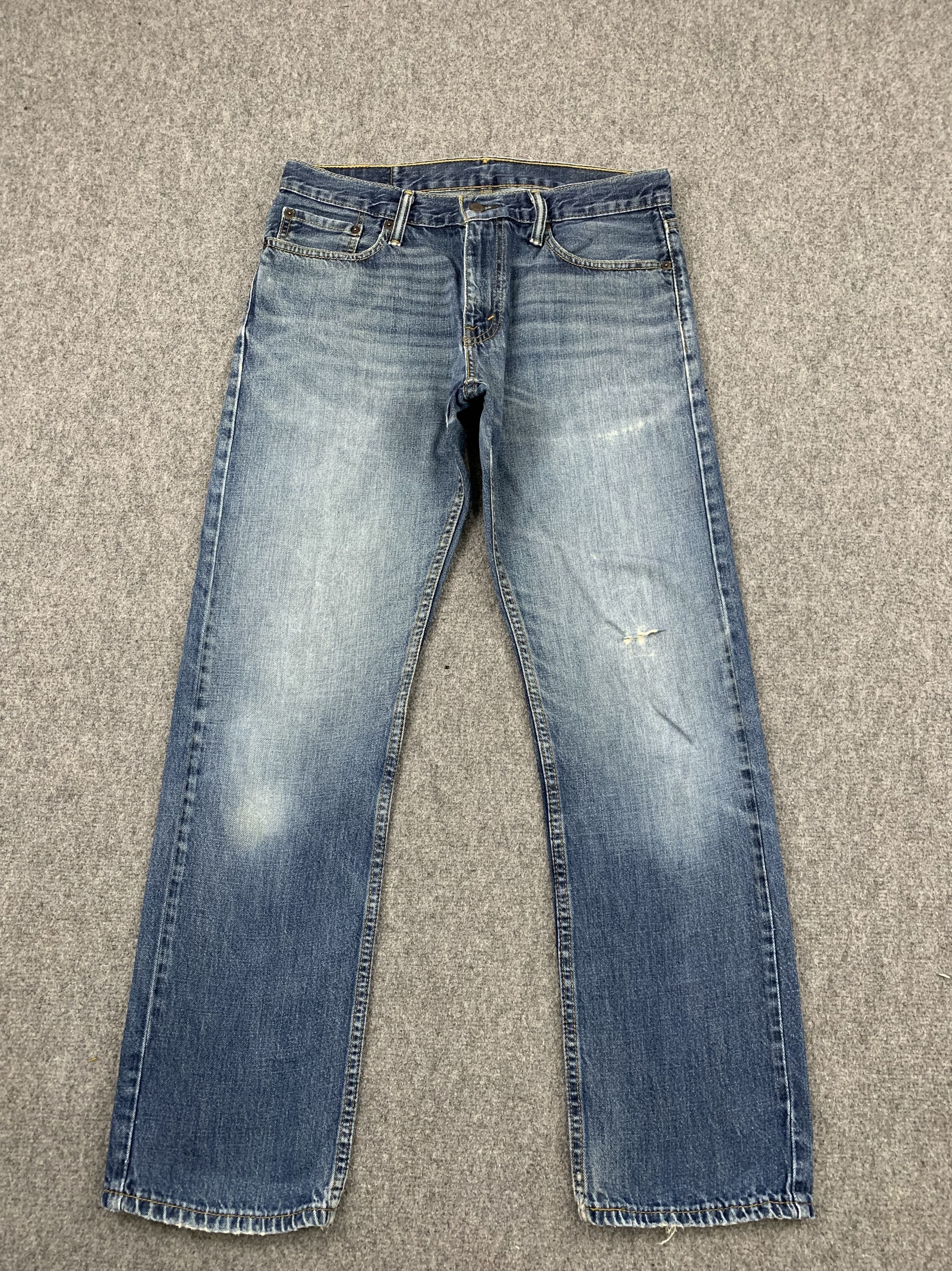image of Levis 514 Faded Blue Jeans in Blue Denim, Men's (Size 33)