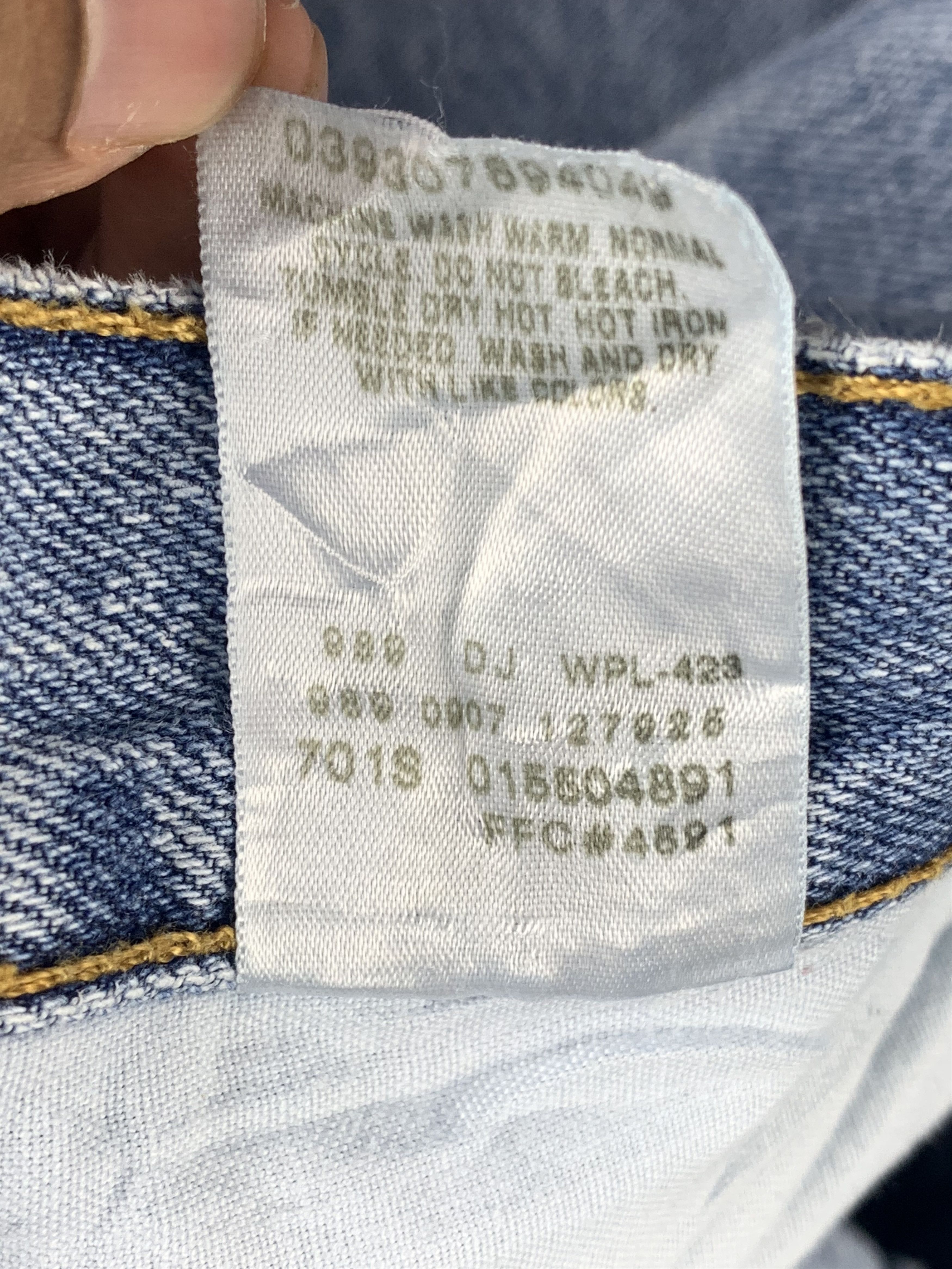 Levi's Vintage Levis 550 Light Wash Jeans DP1906 Size US 43 - 6 Thumbnail