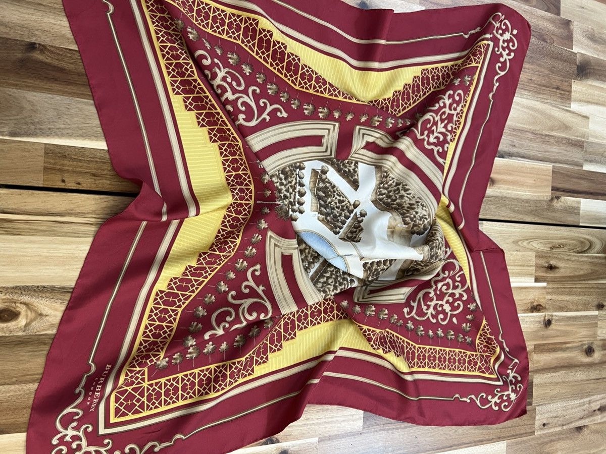 Burberry Burberry London silk scarf Size ONE SIZE - 2 Thumbnail
