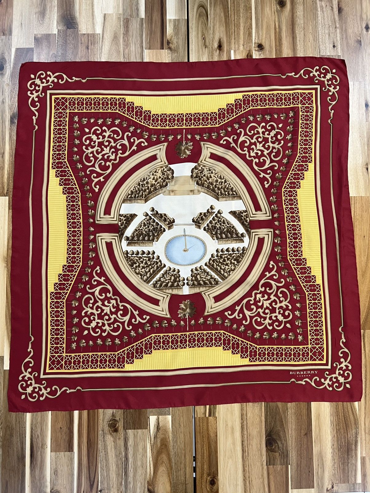 Burberry Burberry London silk scarf Size ONE SIZE - 1 Thumbnail