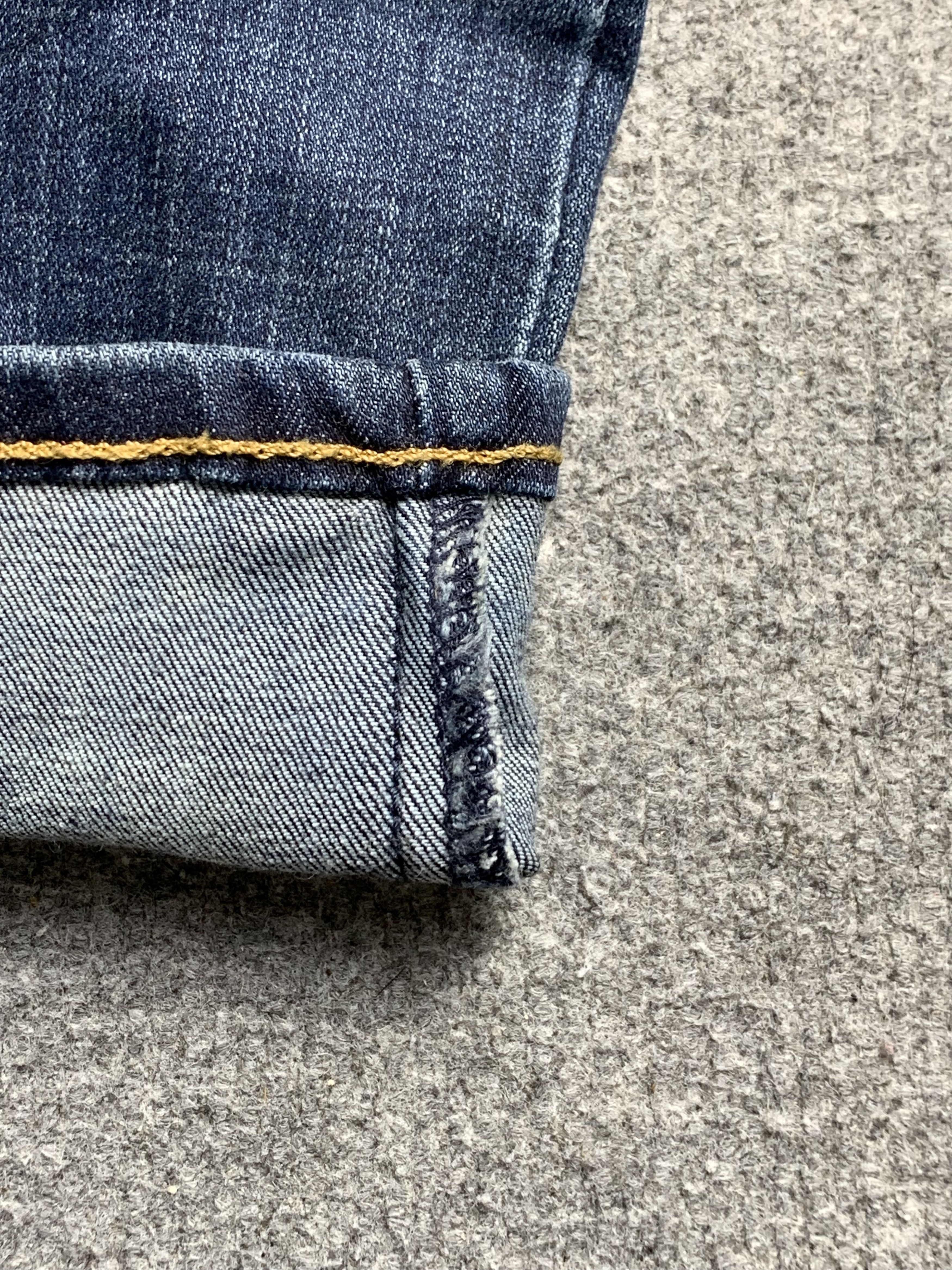 Levi's Vintage Levis Faded Blue Jeans DP1915 Size US 26 / EU 42 - 15 Thumbnail