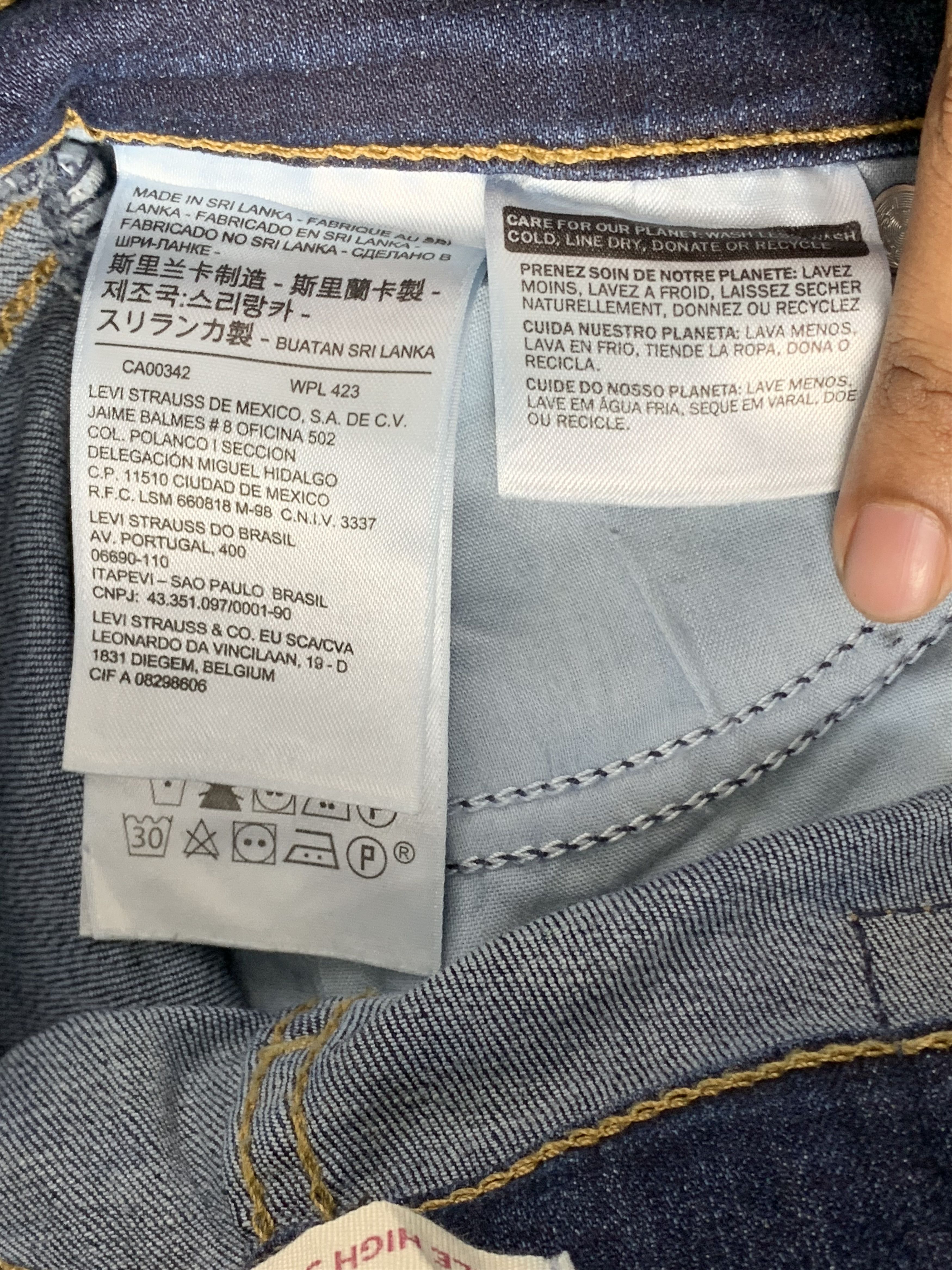 Levi's Vintage Levis Faded Blue Jeans DP1915 Size US 26 / EU 42 - 8 Thumbnail